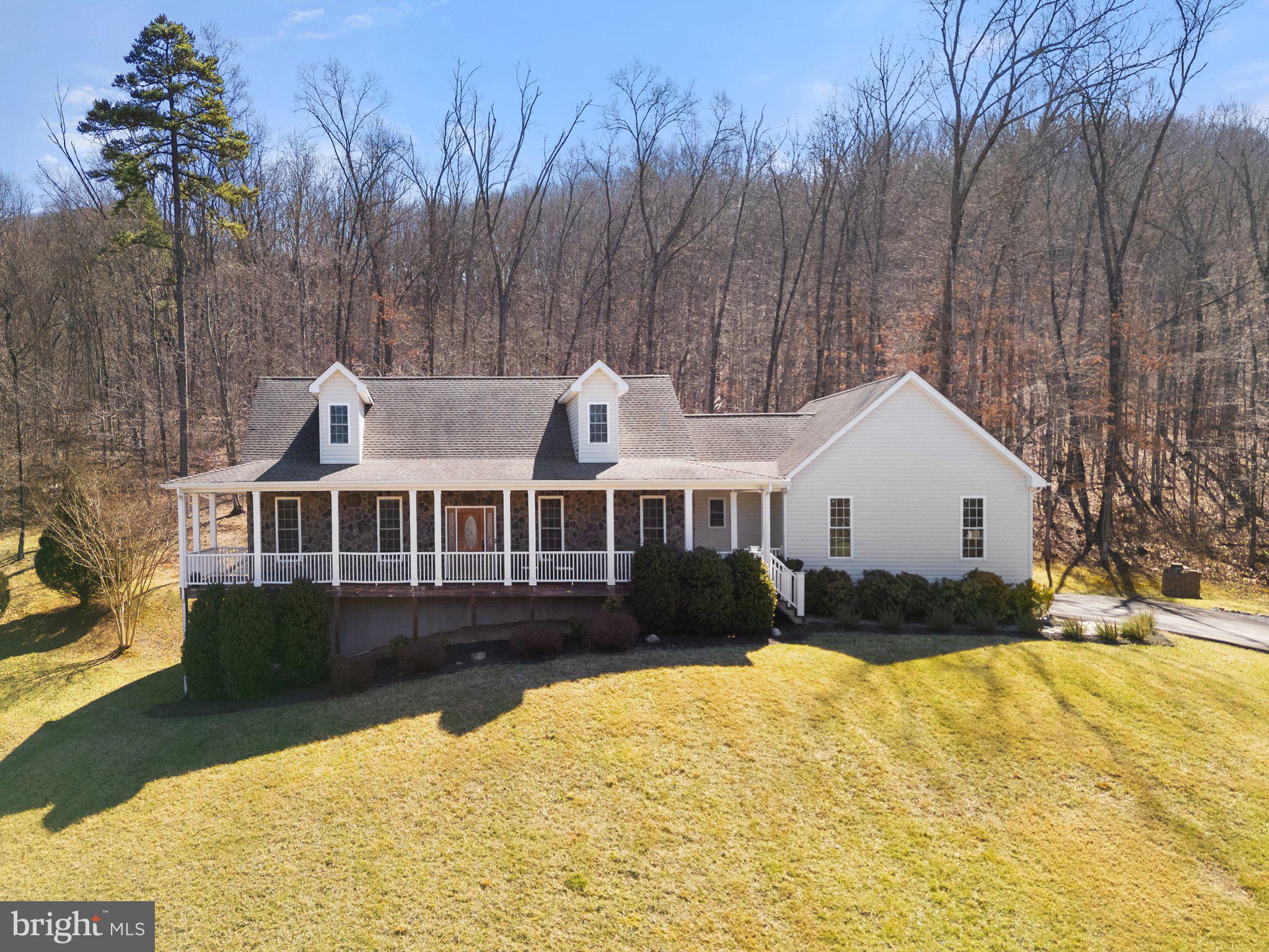 GIBSON BOTTOM - Residential