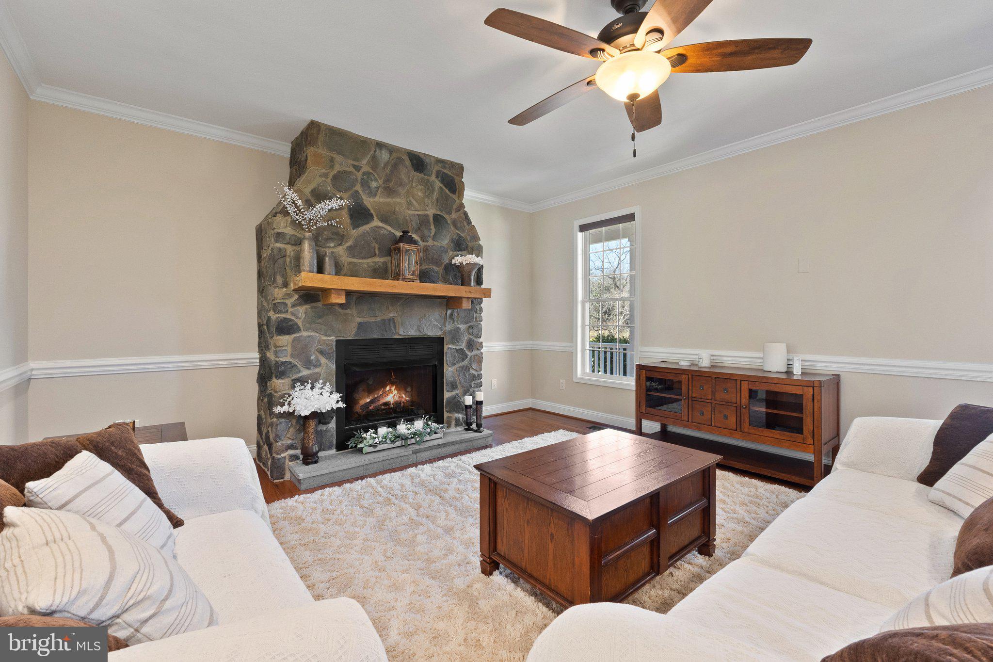 GIBSON BOTTOM - Residential