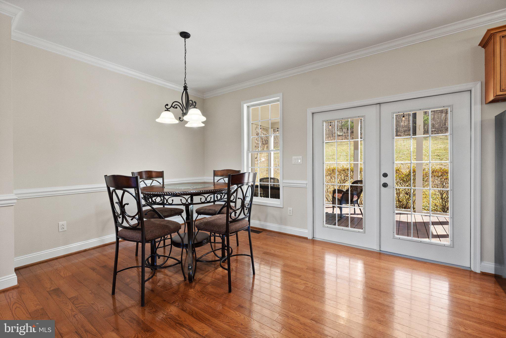 GIBSON BOTTOM - Residential