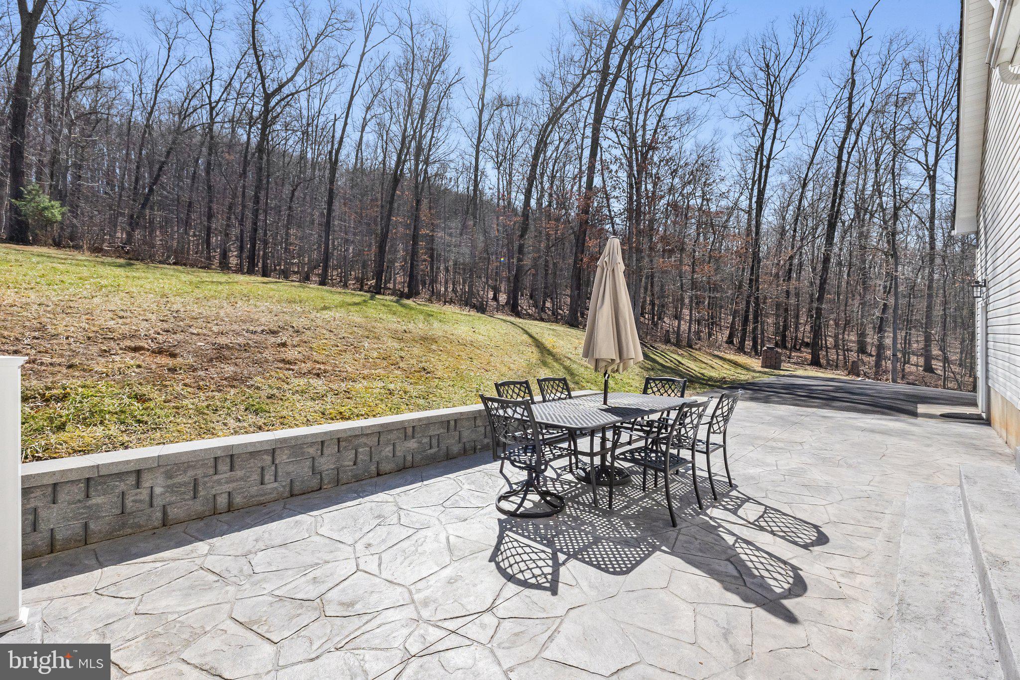GIBSON BOTTOM - Residential
