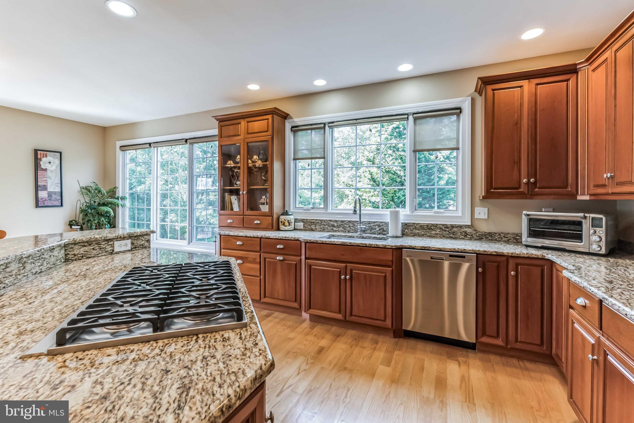 FOULKE MANOR - Residential