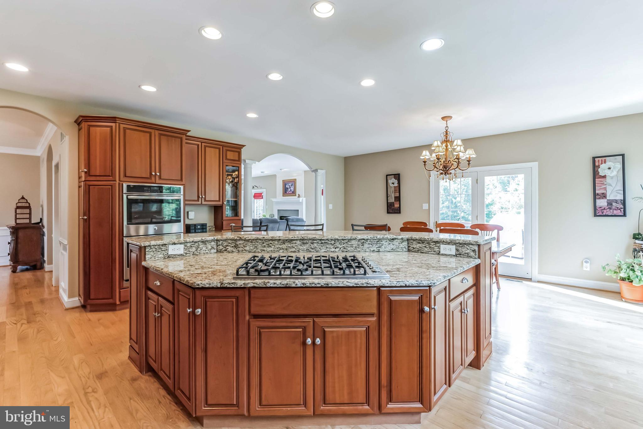 FOULKE MANOR - Residential