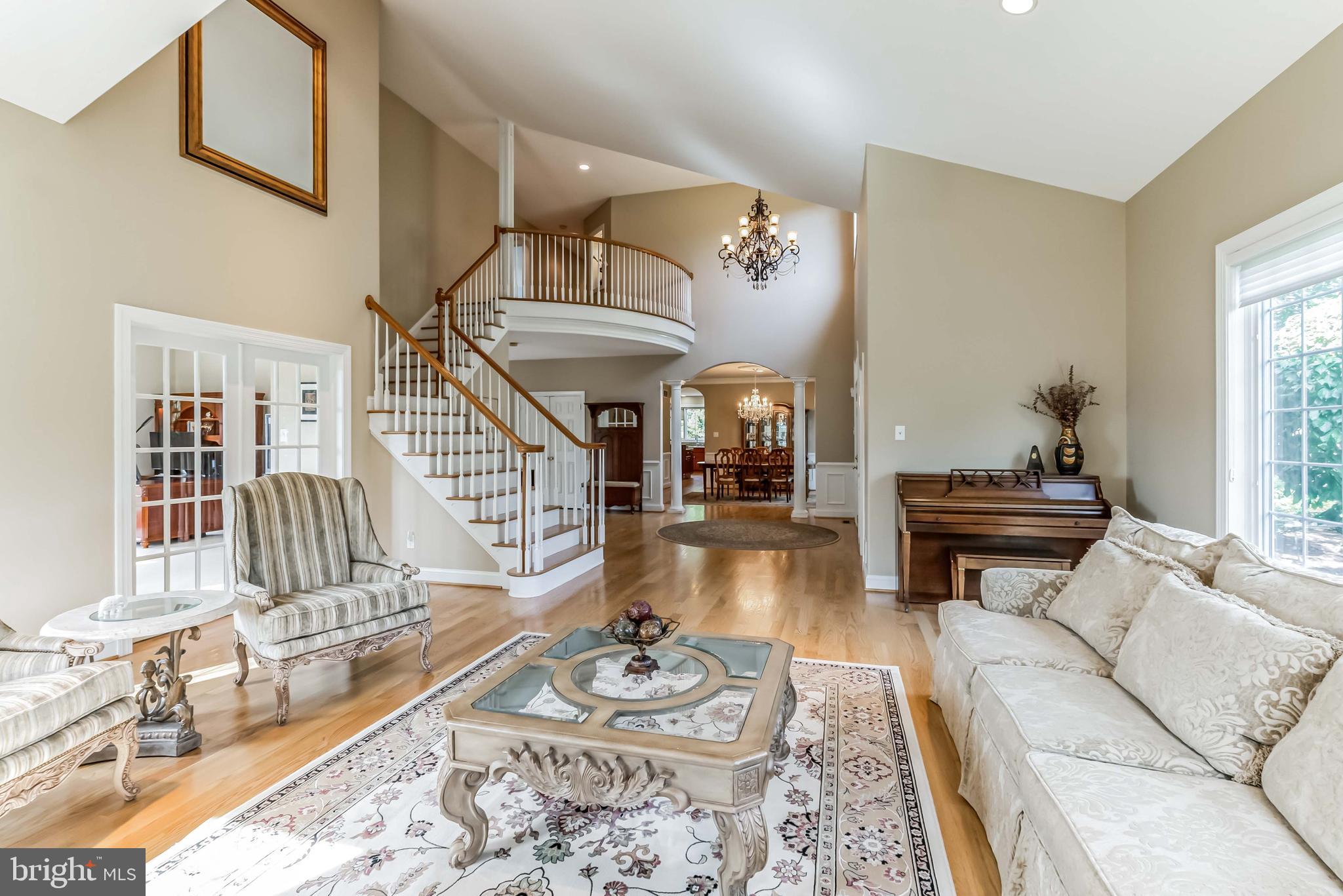 FOULKE MANOR - Residential