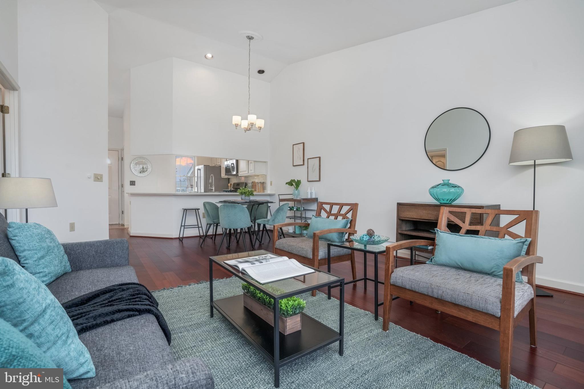 FALLS STATION - Residential
