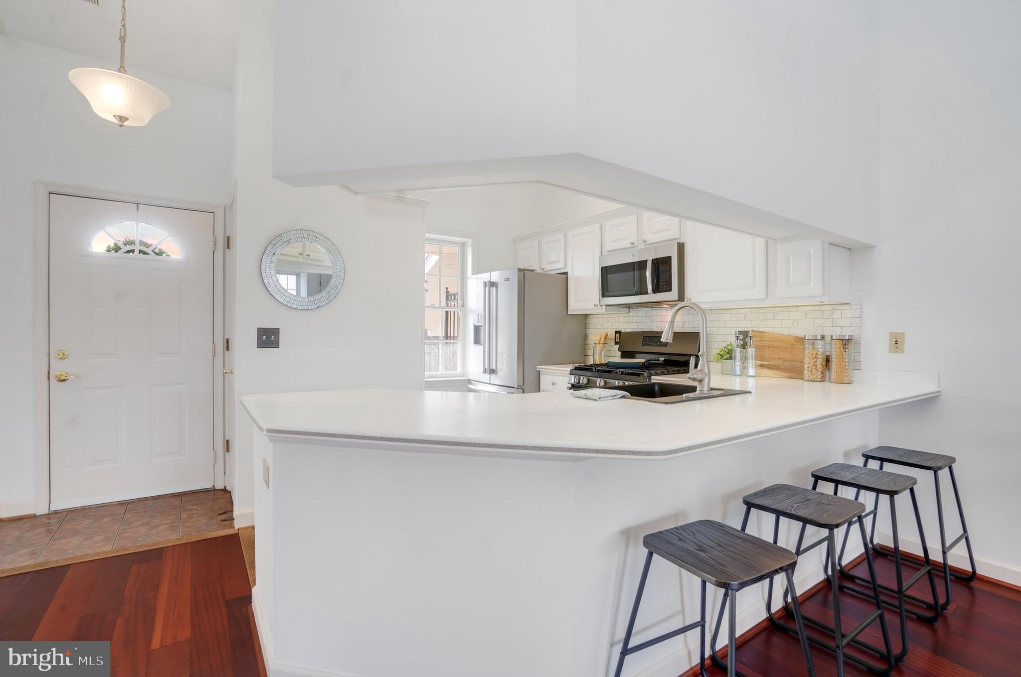 FALLS STATION - Residential