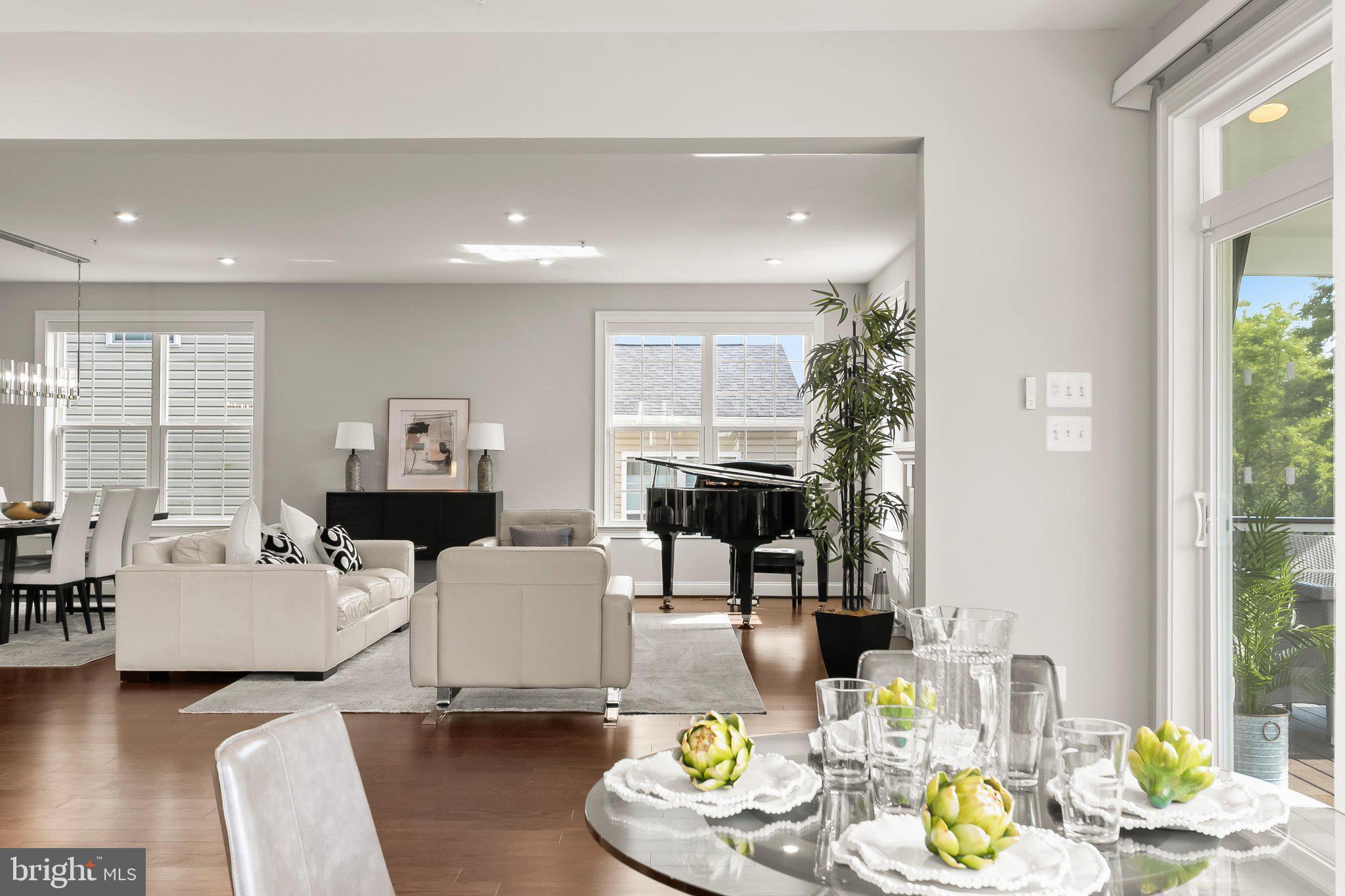 ENCLAVE AT RIVER HILL - Residential