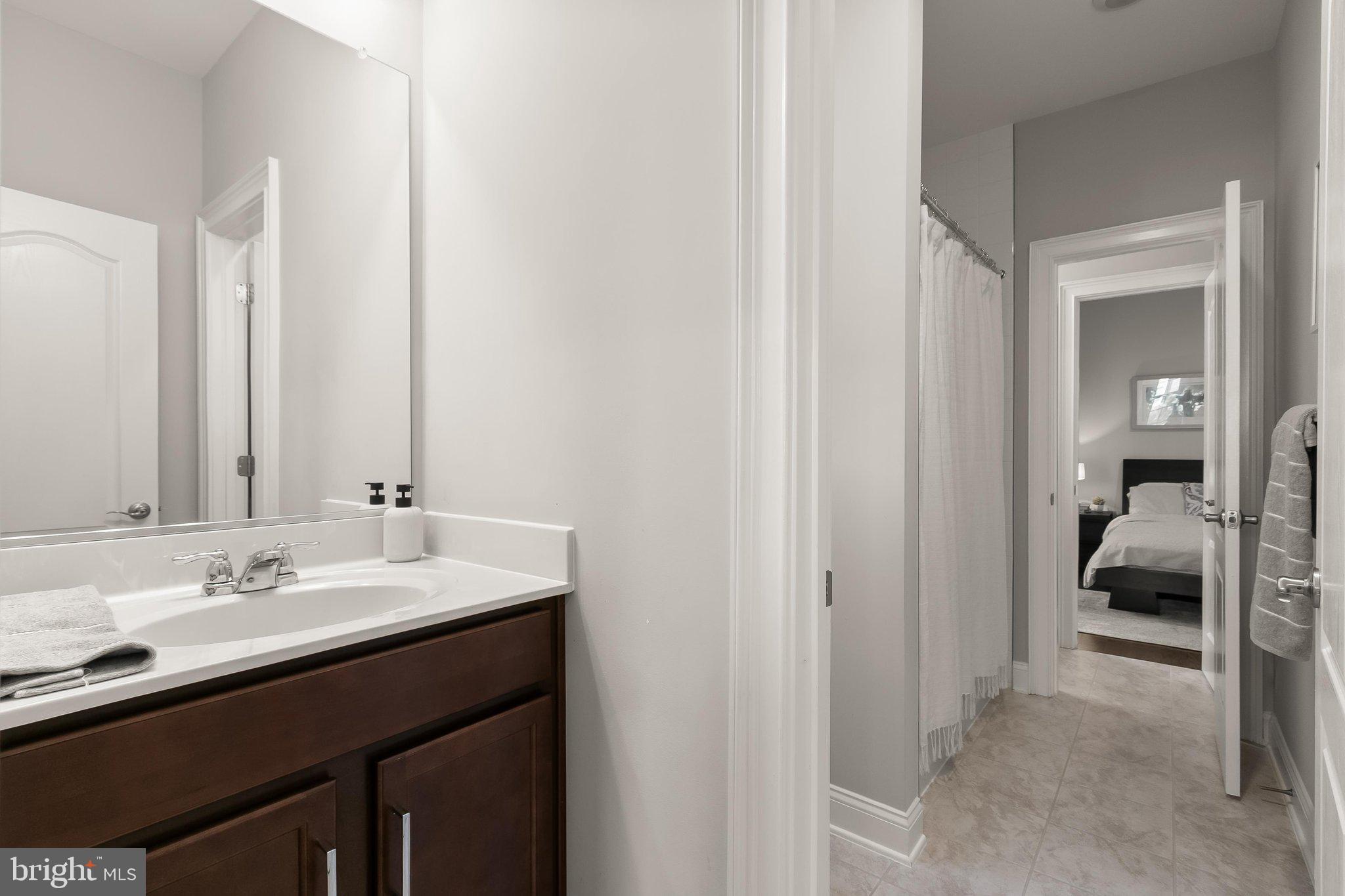 ENCLAVE AT RIVER HILL - Residential