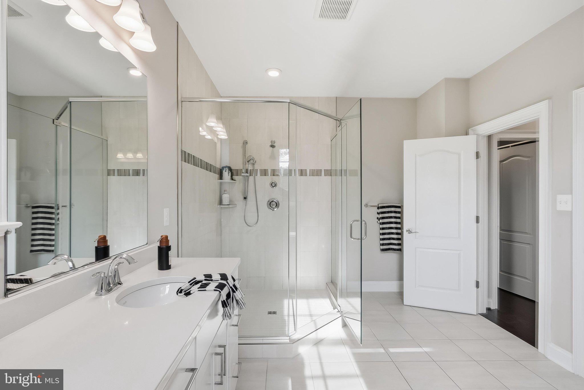 ENCLAVE AT RIVER HILL - Residential