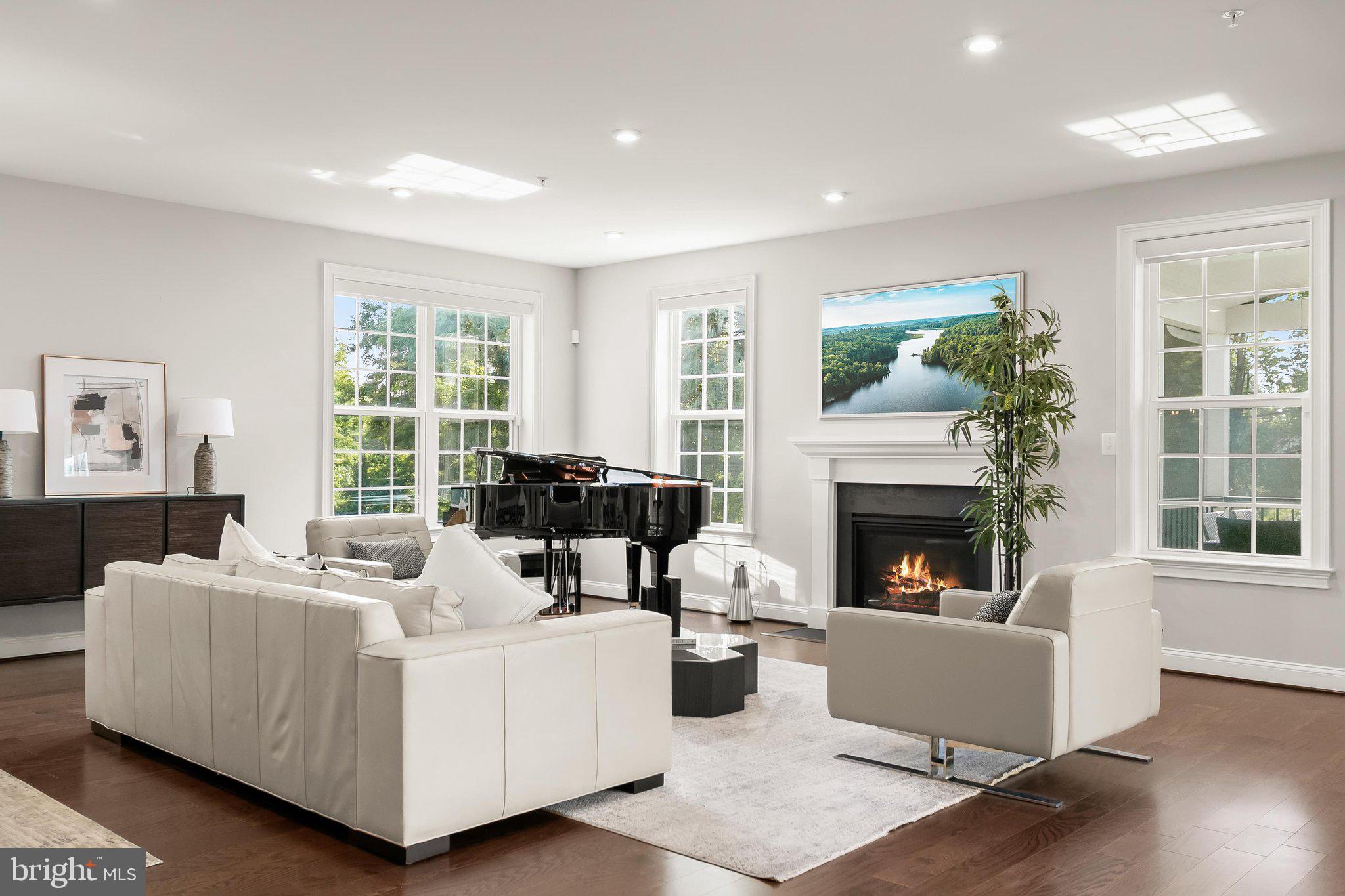 ENCLAVE AT RIVER HILL - Residential