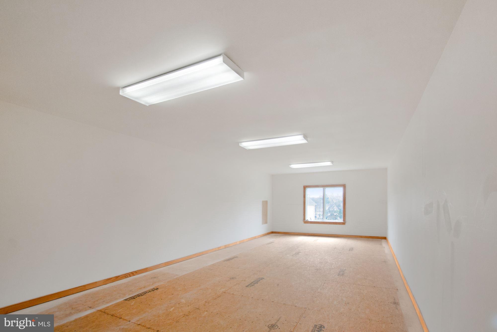 GLEN HILLS - Residential