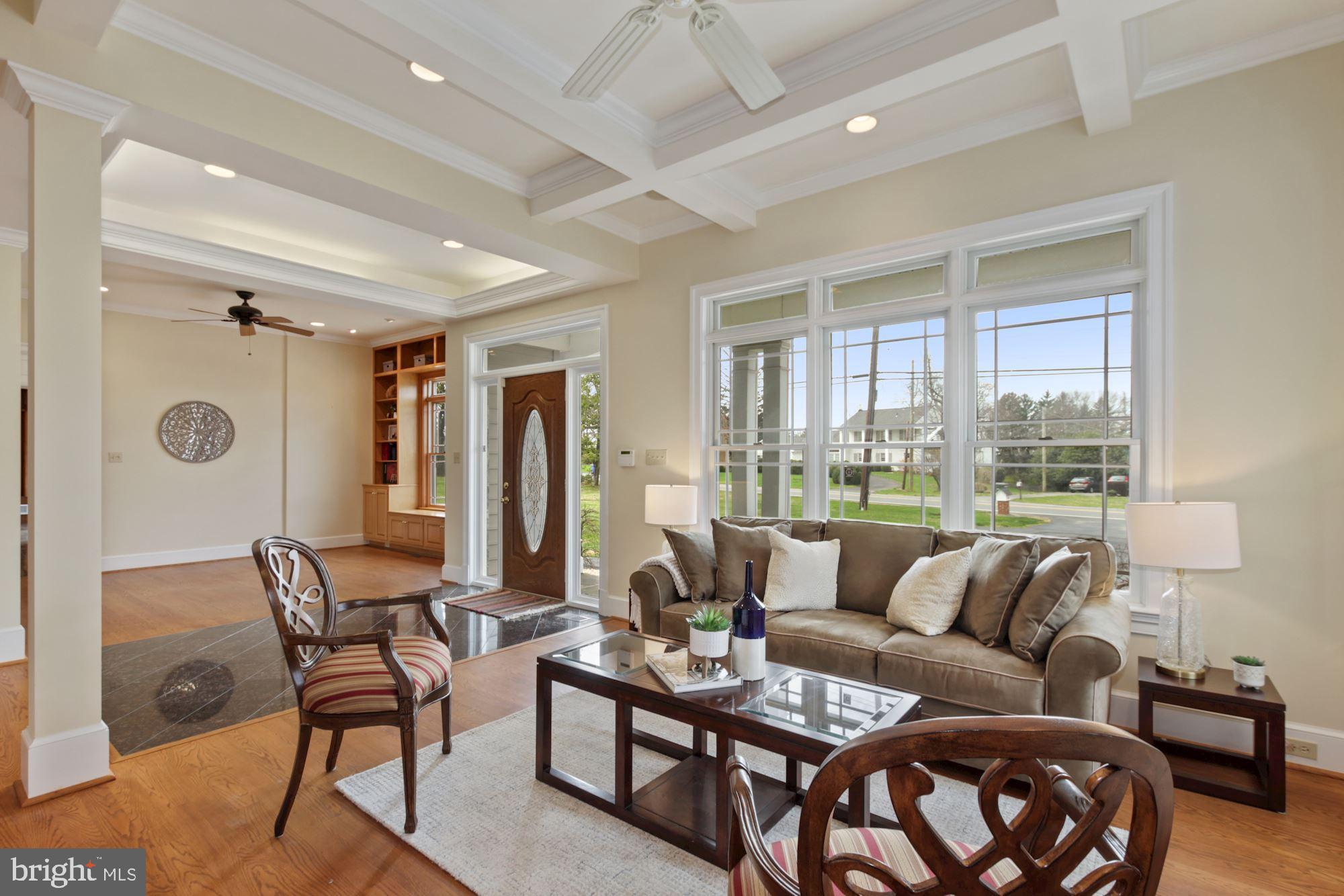 GLEN HILLS - Residential
