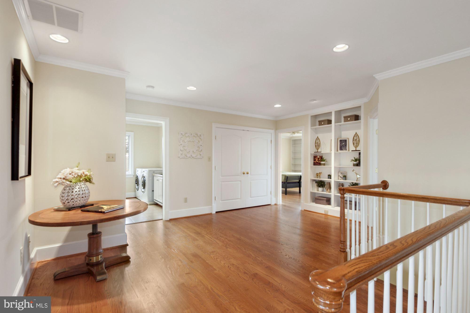 GLEN HILLS - Residential