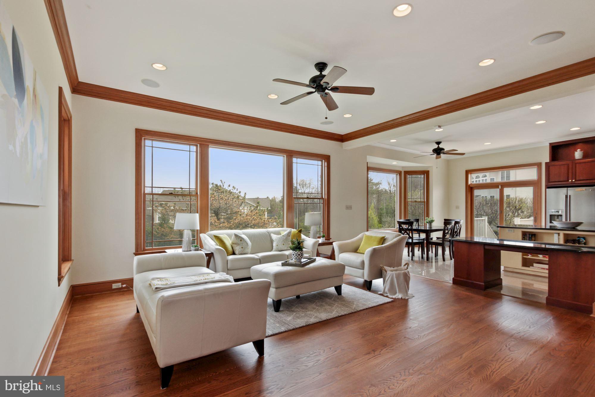 GLEN HILLS - Residential