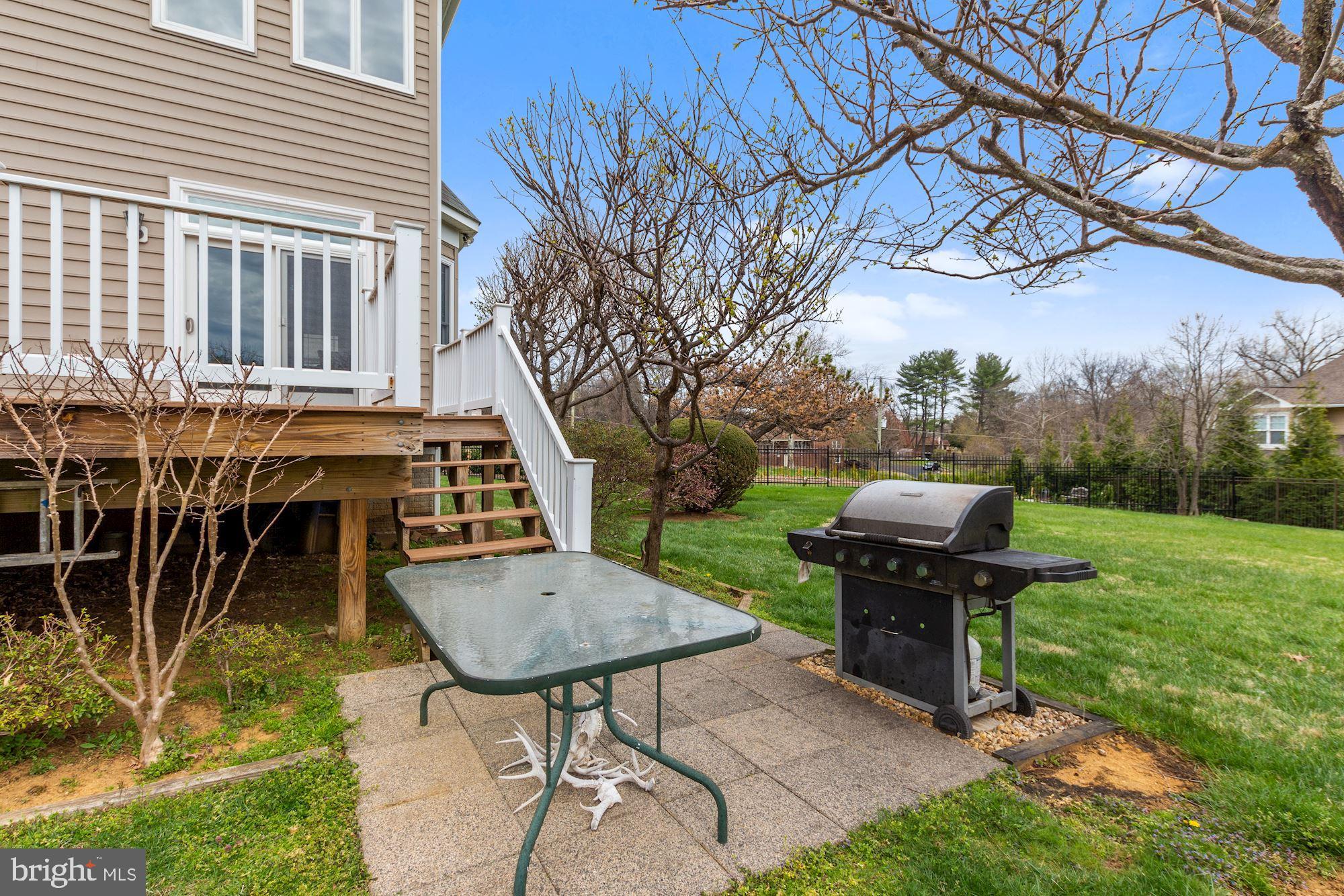 GLEN HILLS - Residential