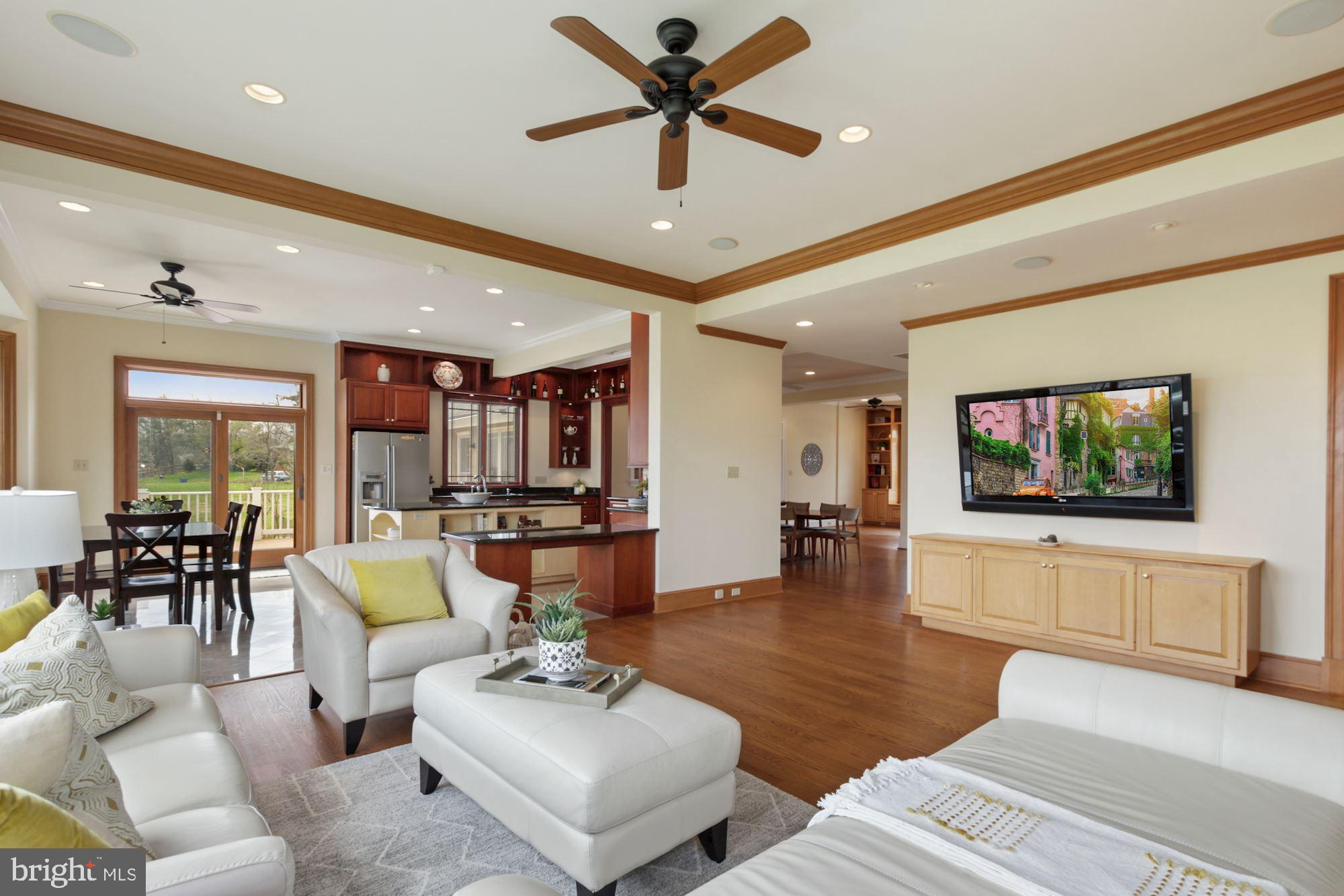 GLEN HILLS - Residential