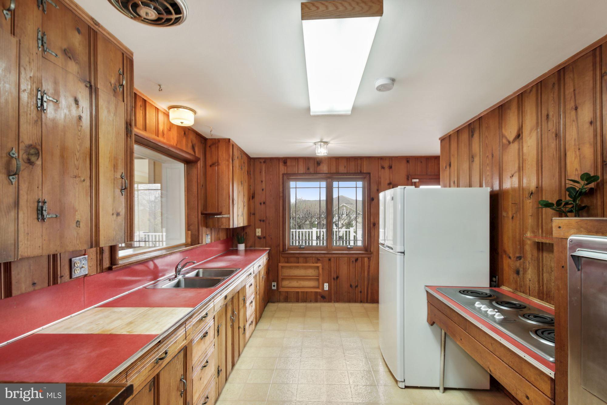 GLEN HILLS - Residential