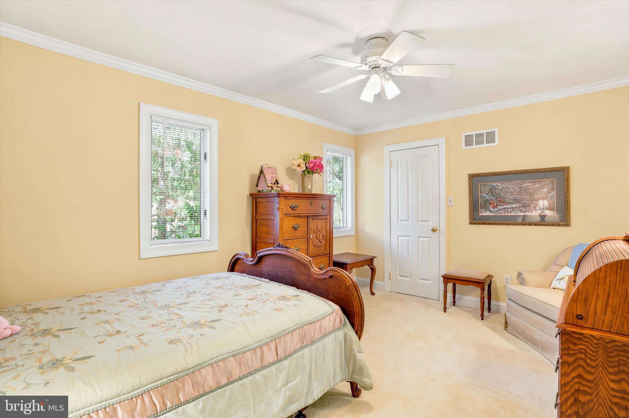 EAGLEVIEW - Residential