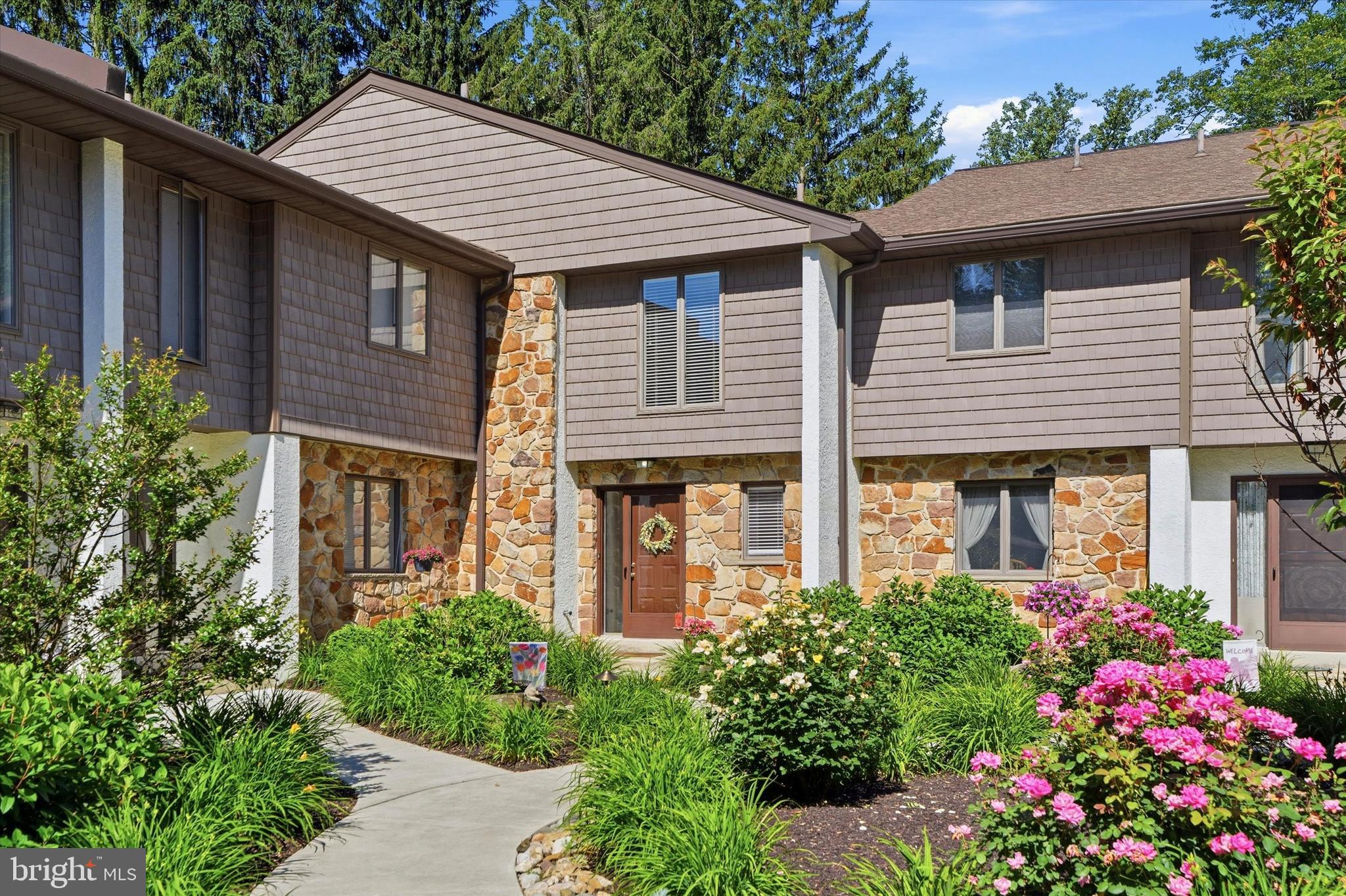 EAGLEVIEW - Residential
