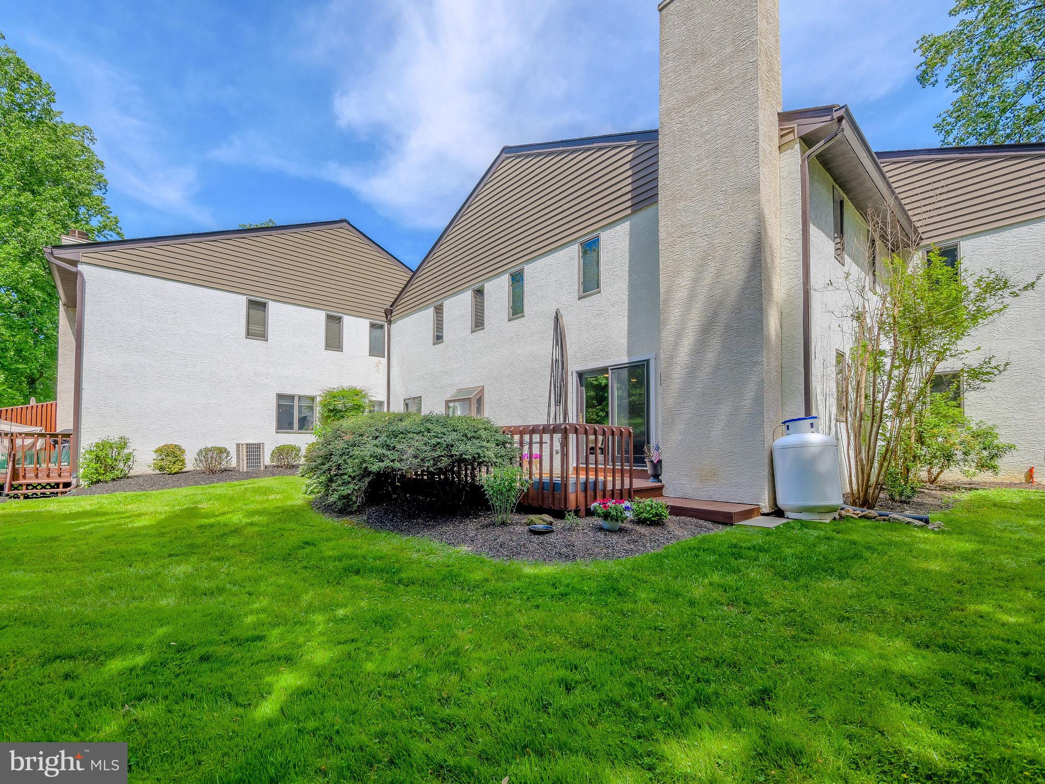 EAGLEVIEW - Residential