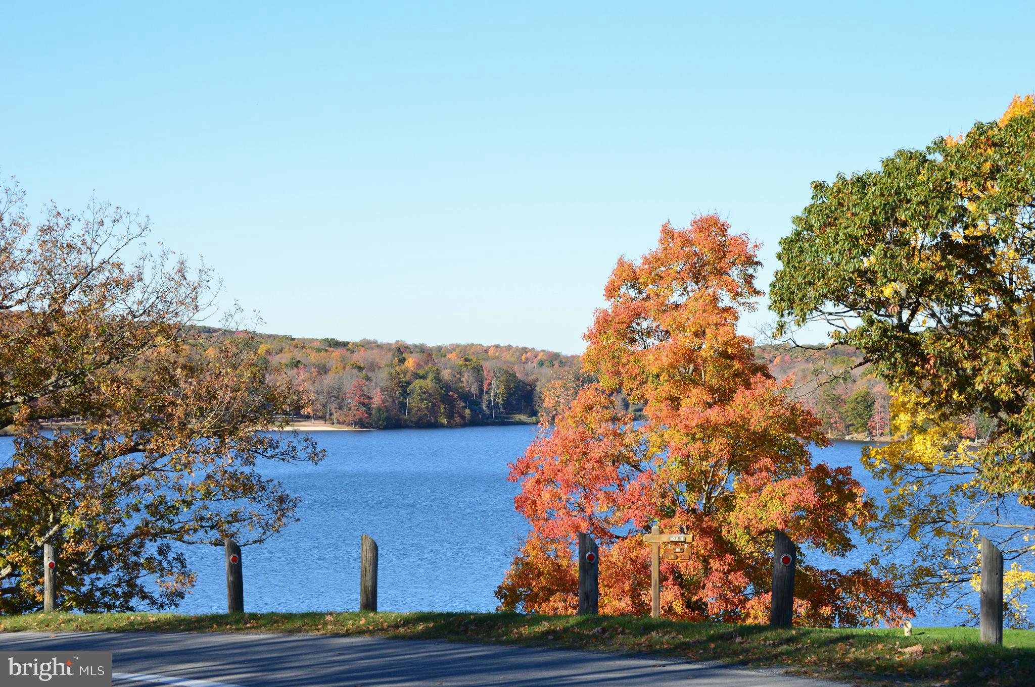 ALPINE LAKE RESORT - Land
