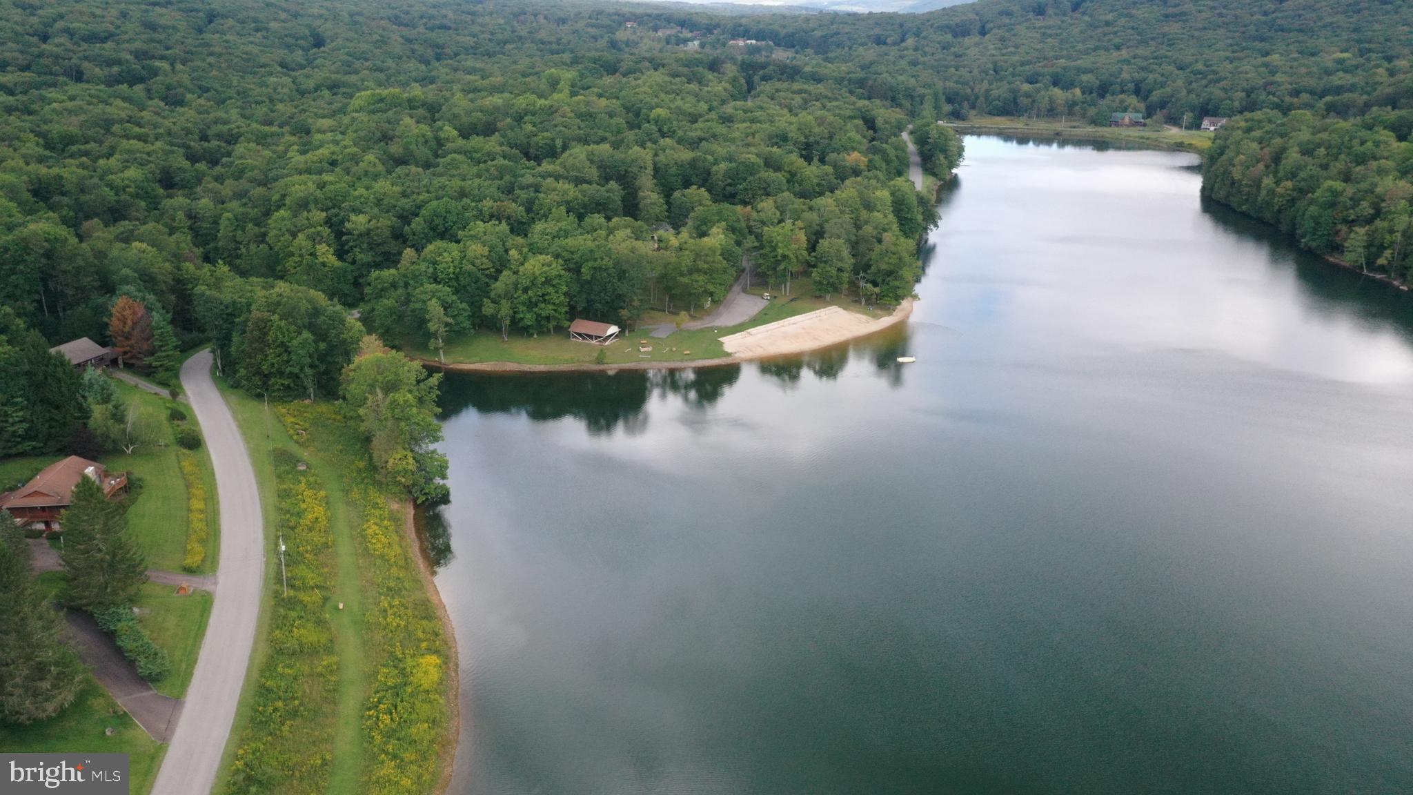 ALPINE LAKE RESORT - Land