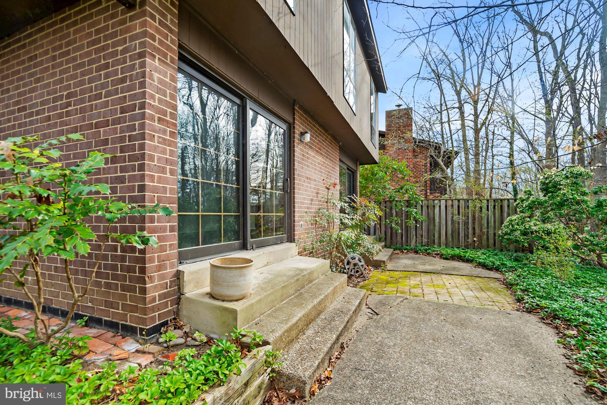 THUNDER HILL - Residential