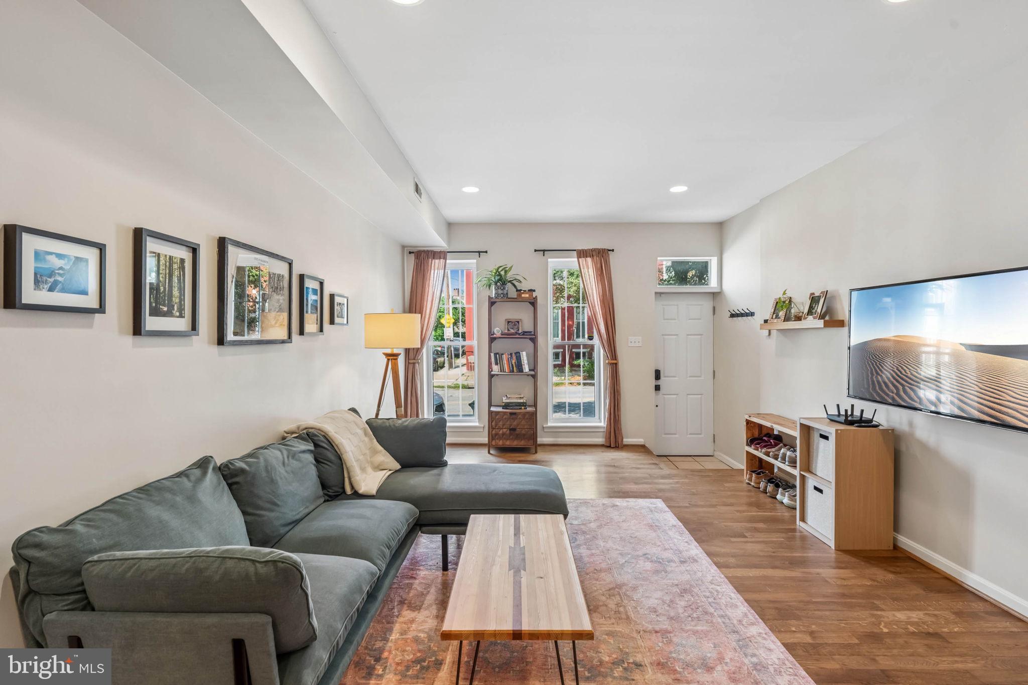 HAMPDEN HISTORIC DISTRICT - Residential