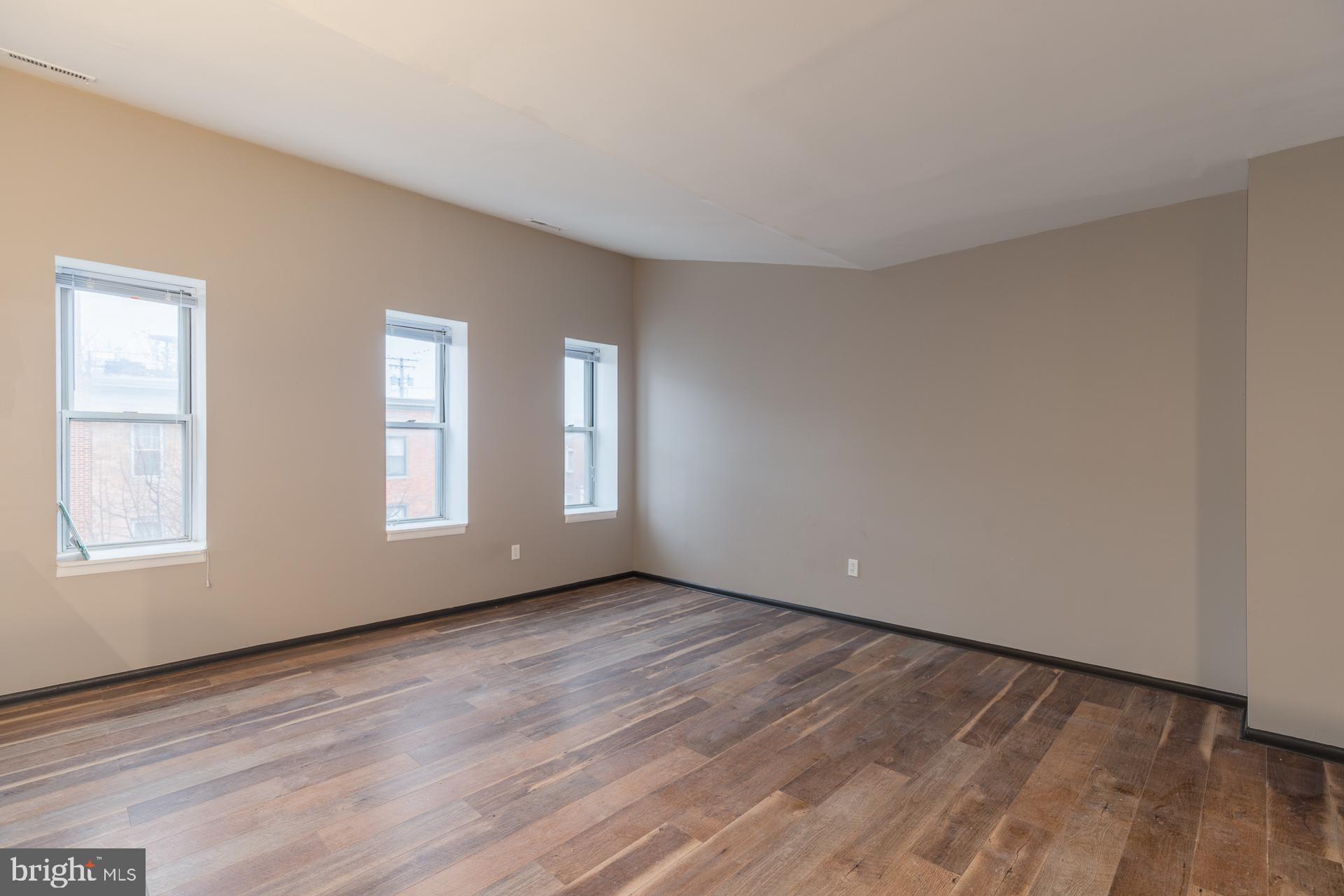 FELLS POINT HISTORIC DISTRICT - Residential Lease