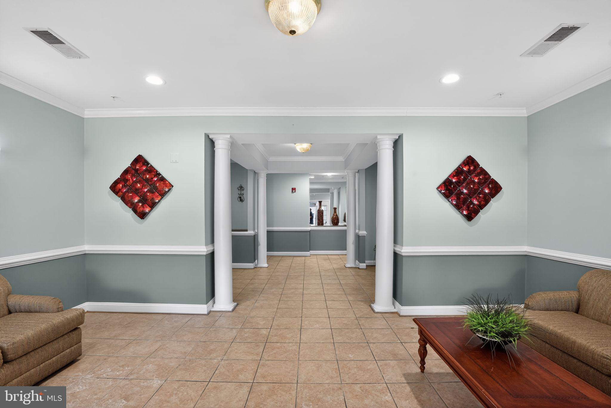CAMERON GROVE CONDO IV> - Residential
