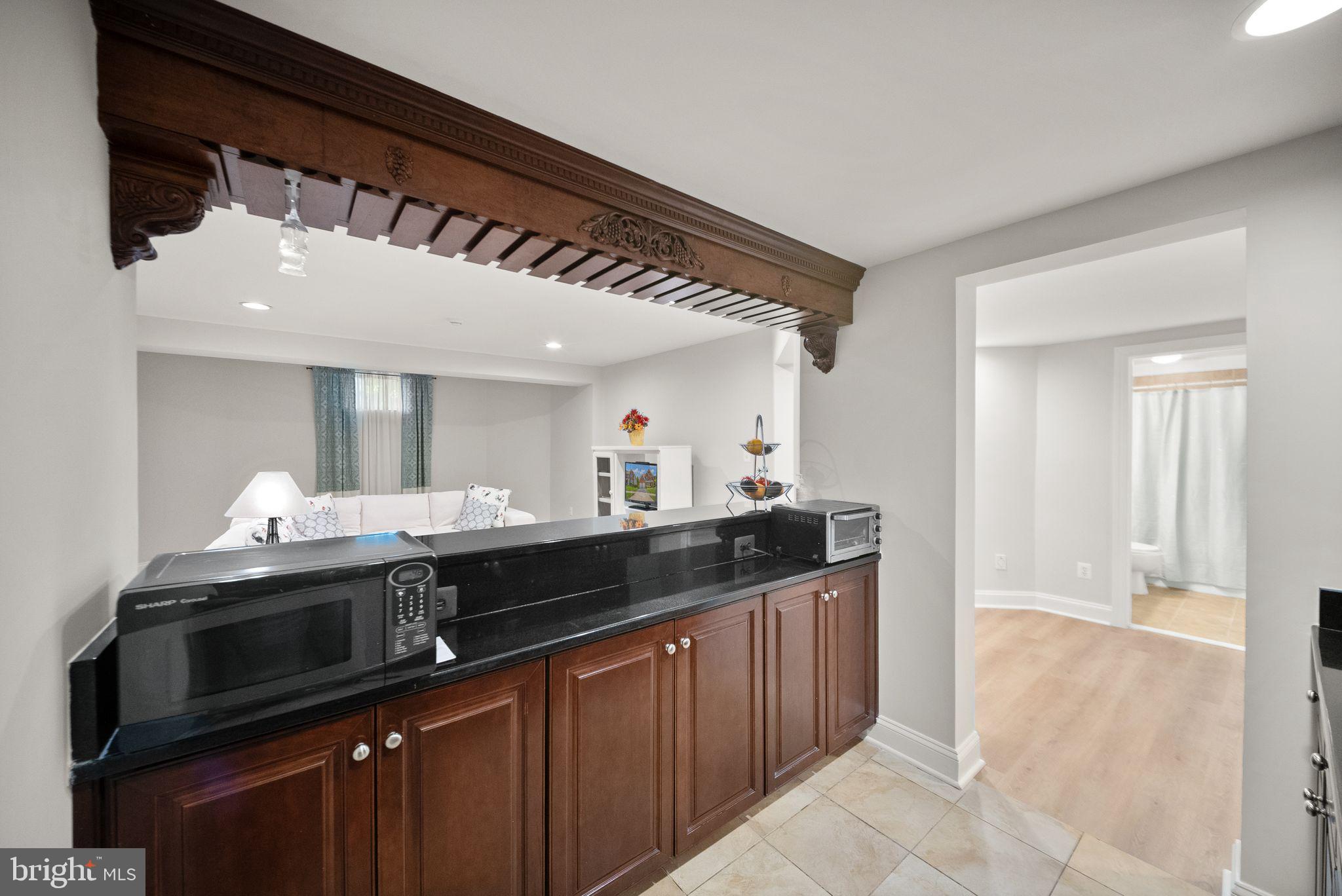 LANSDOWNE ON THE POTOMAC - Residential