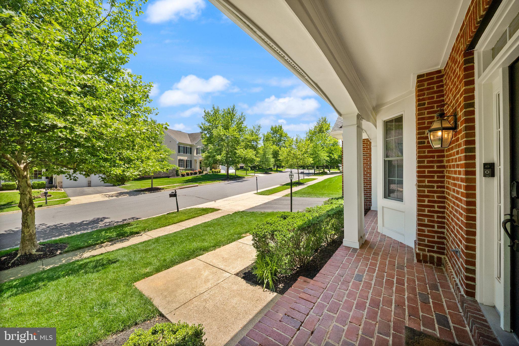 LANSDOWNE ON THE POTOMAC - Residential
