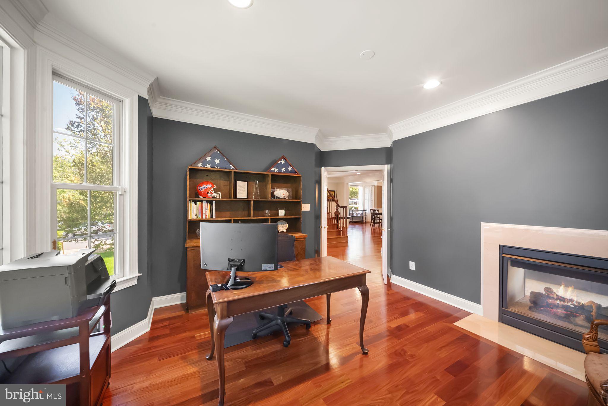 LANSDOWNE ON THE POTOMAC - Residential