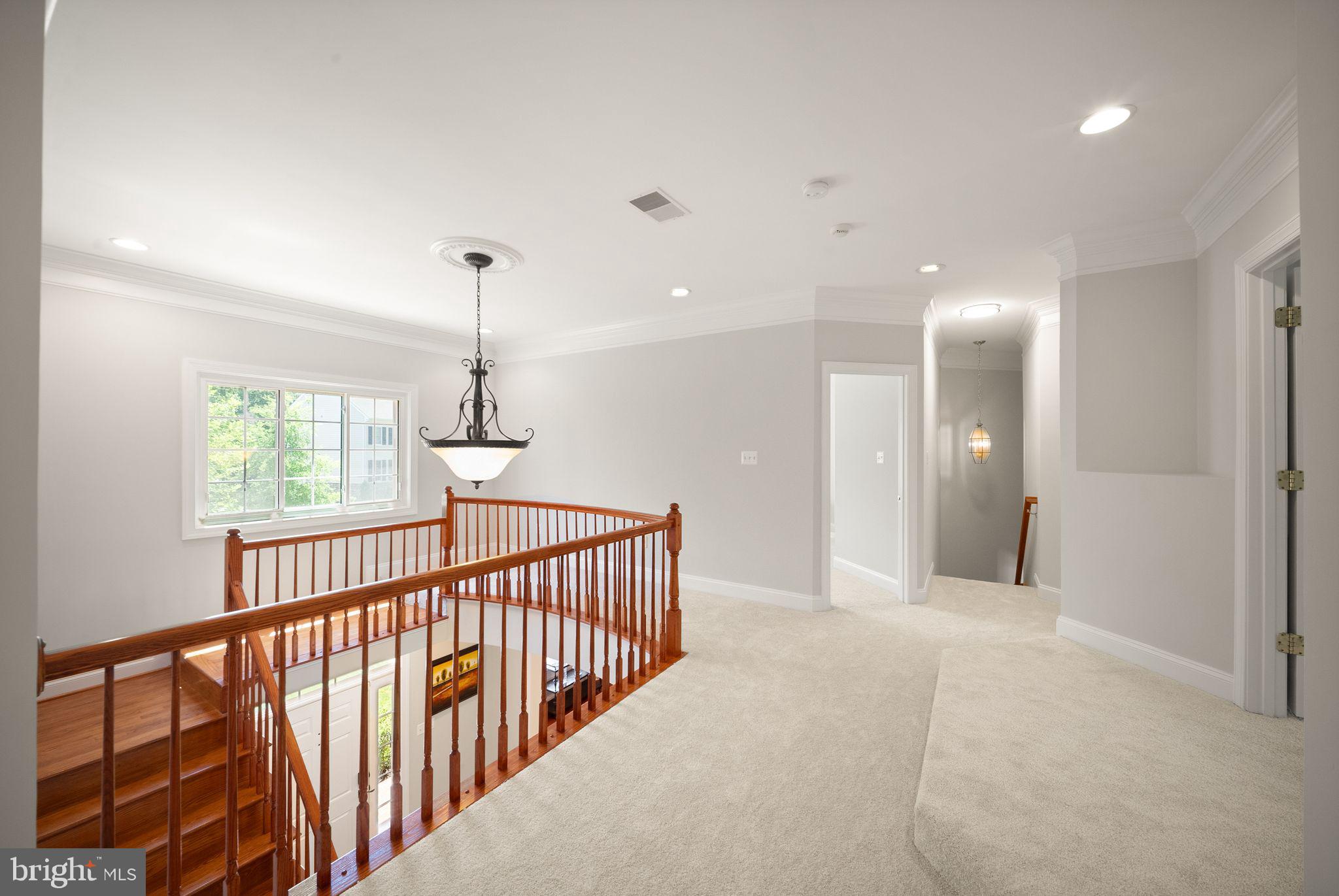 LANSDOWNE ON THE POTOMAC - Residential