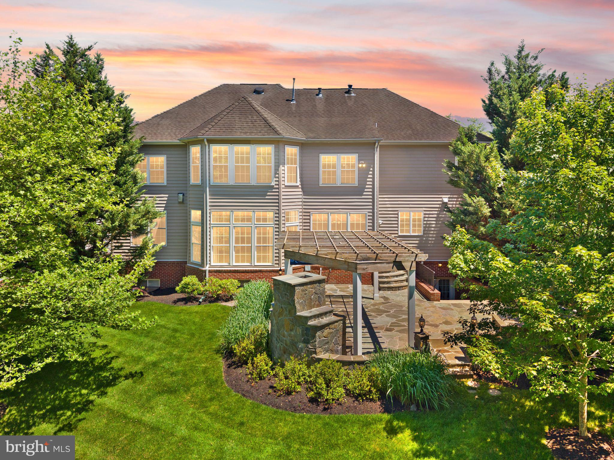LANSDOWNE ON THE POTOMAC - Residential