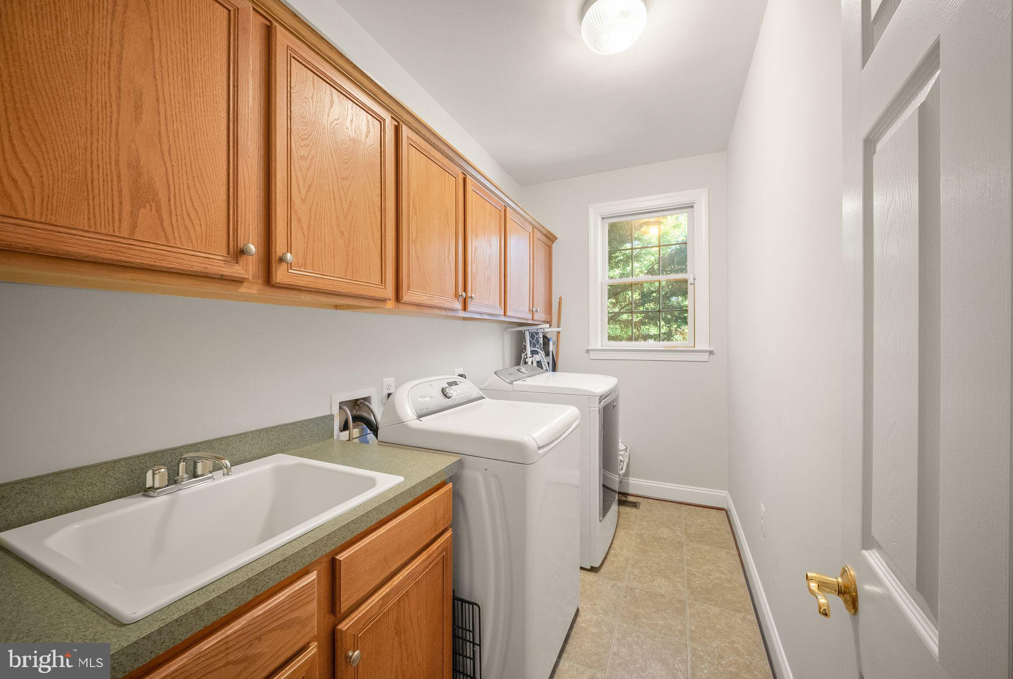 LANSDOWNE ON THE POTOMAC - Residential