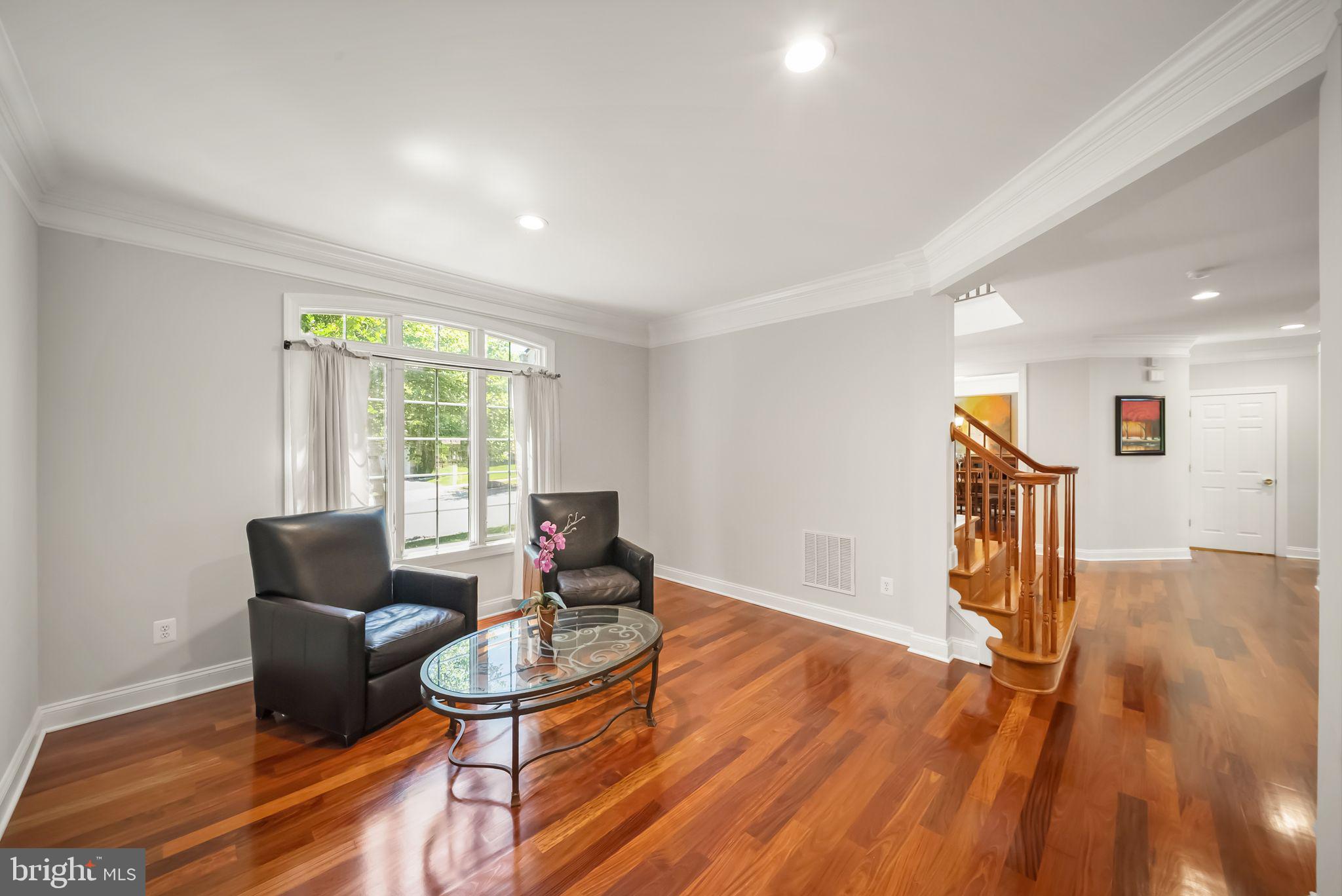 LANSDOWNE ON THE POTOMAC - Residential