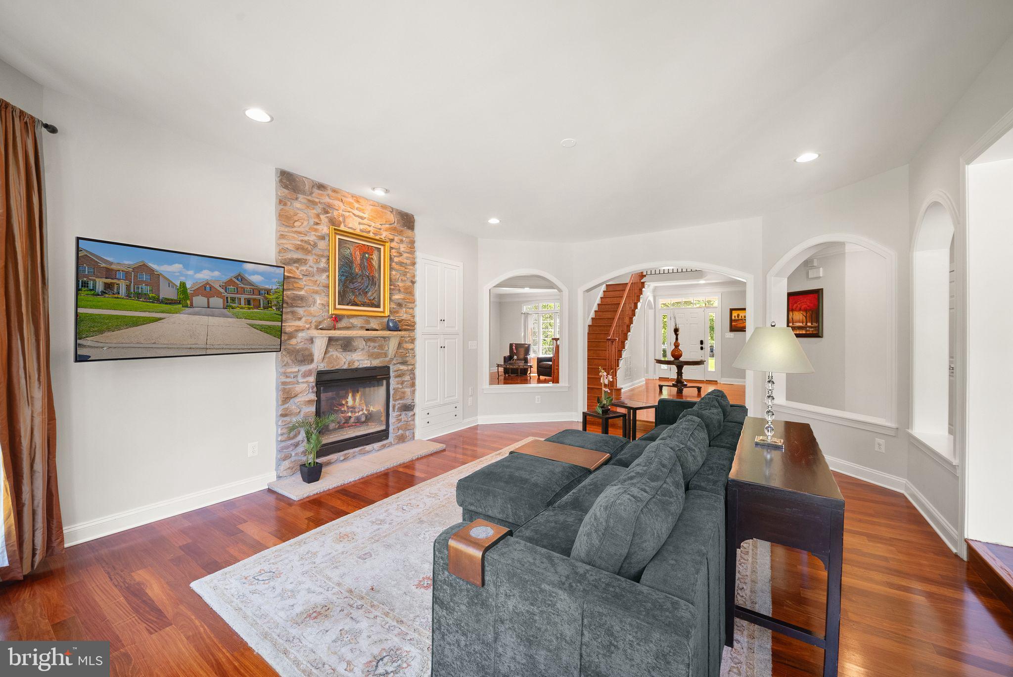LANSDOWNE ON THE POTOMAC - Residential