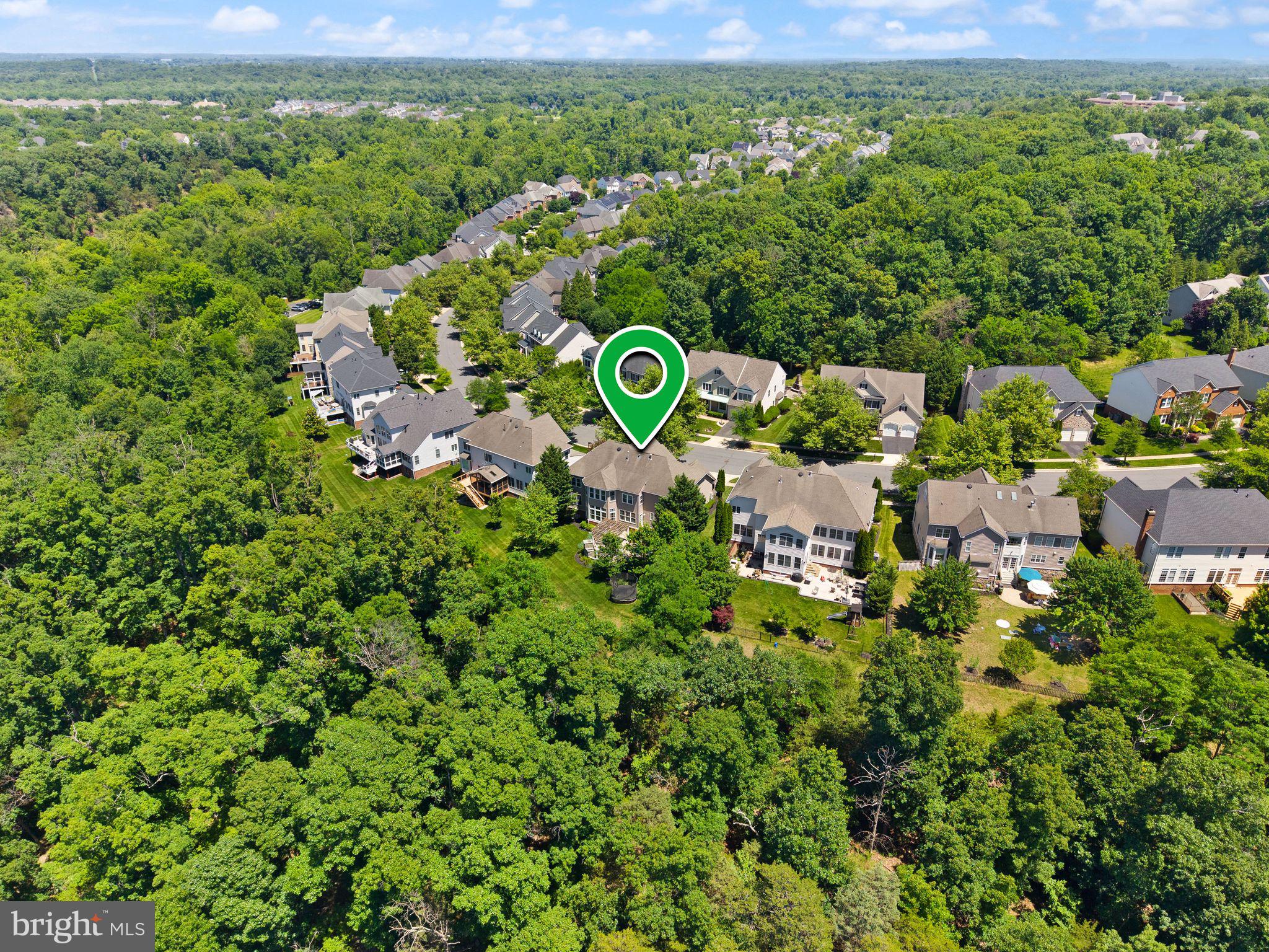 LANSDOWNE ON THE POTOMAC - Residential