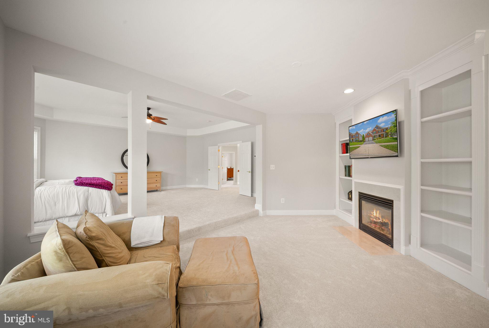 LANSDOWNE ON THE POTOMAC - Residential