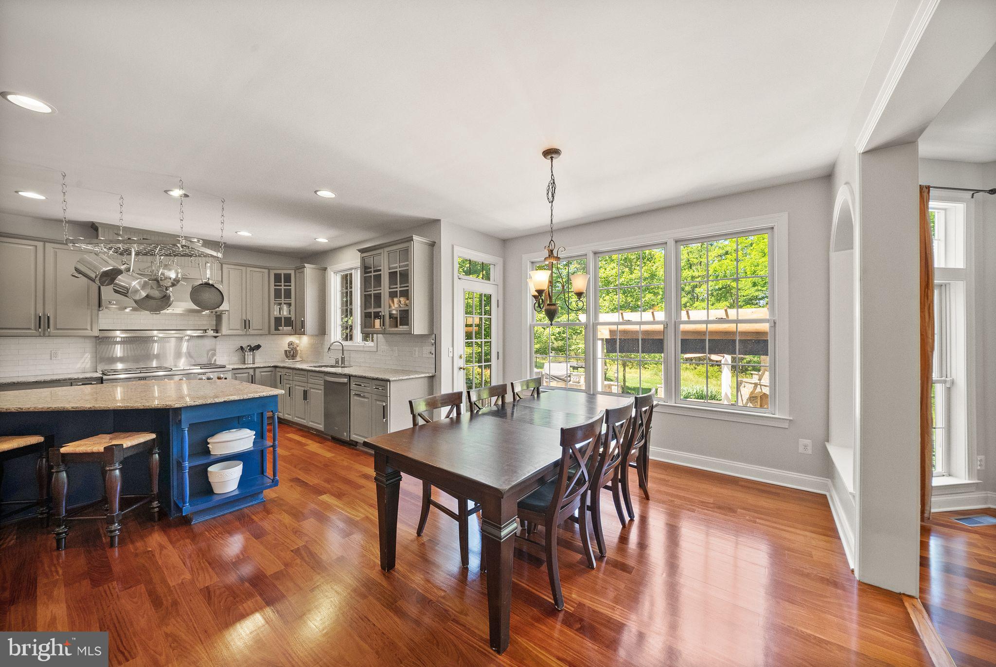 LANSDOWNE ON THE POTOMAC - Residential