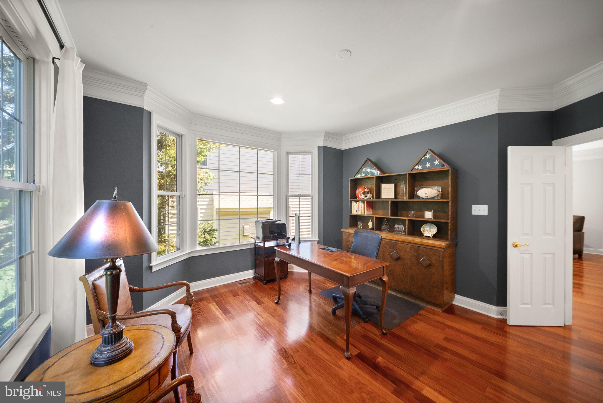 LANSDOWNE ON THE POTOMAC - Residential