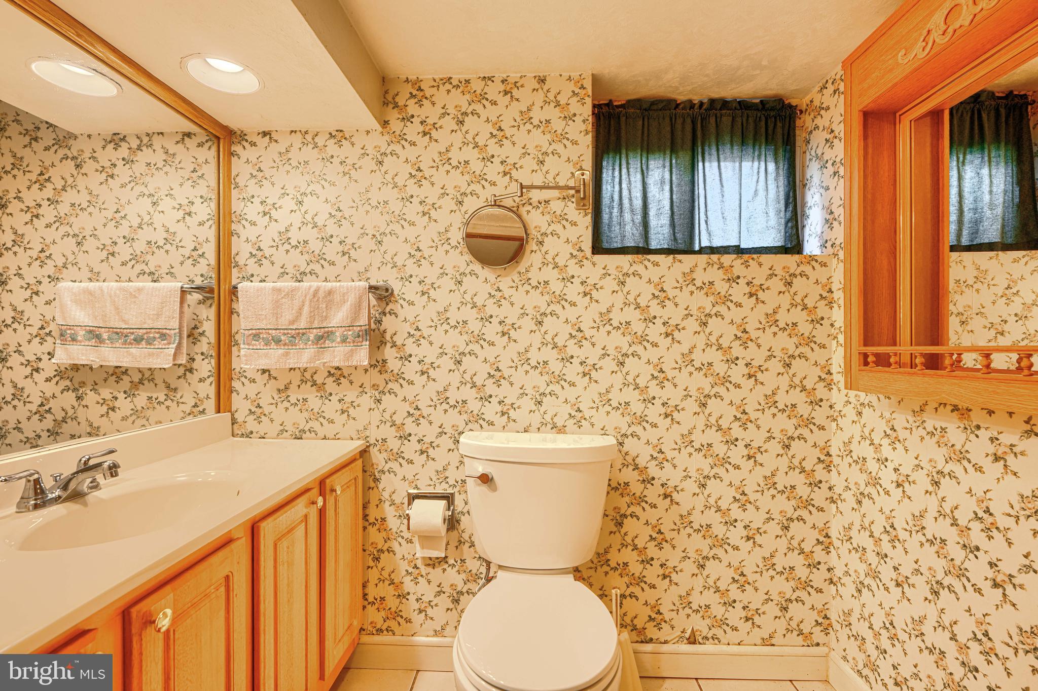 EDGEMERE/SPARROWS POINT - Residential