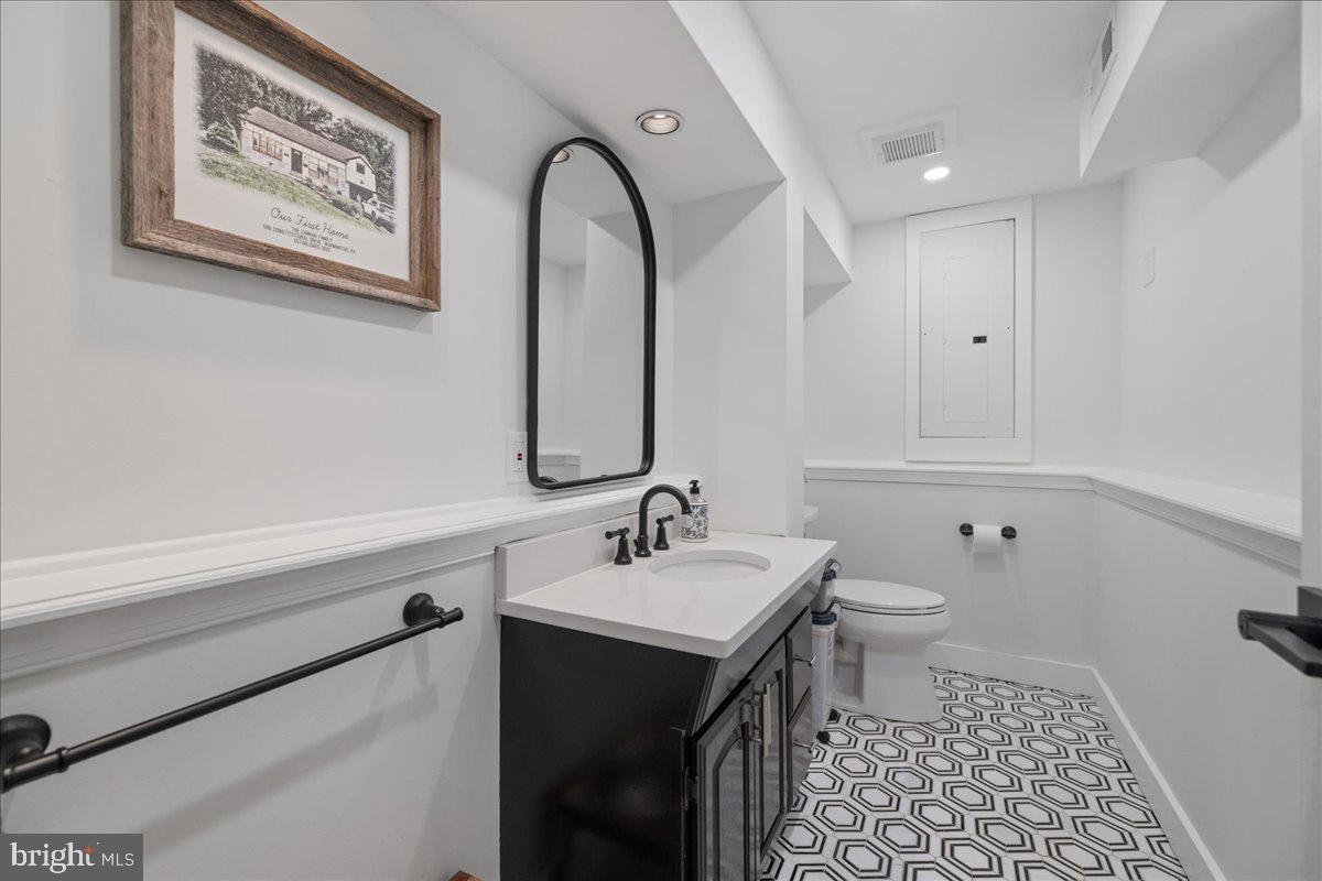CENTENNIAL HILLS - Residential