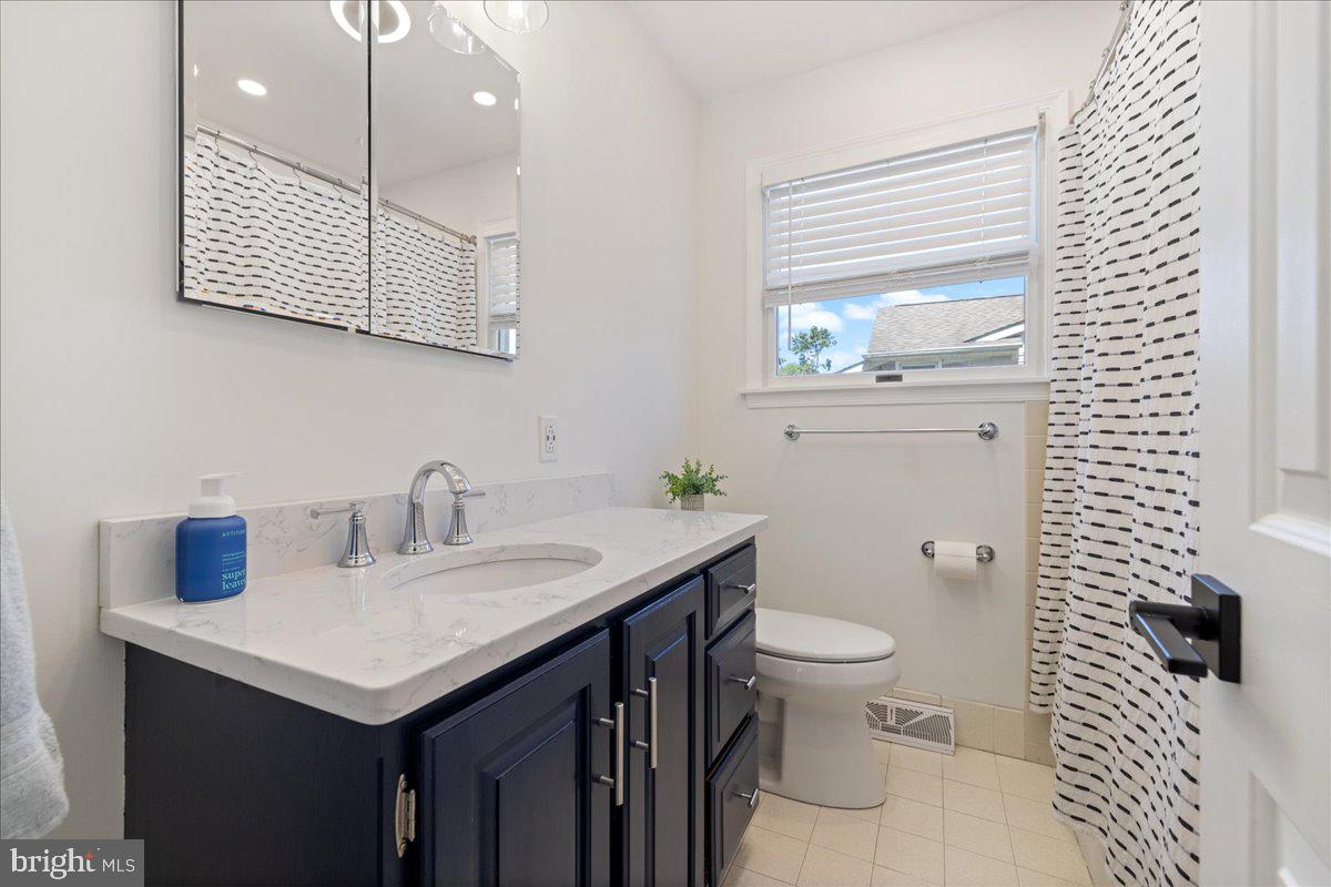 CENTENNIAL HILLS - Residential