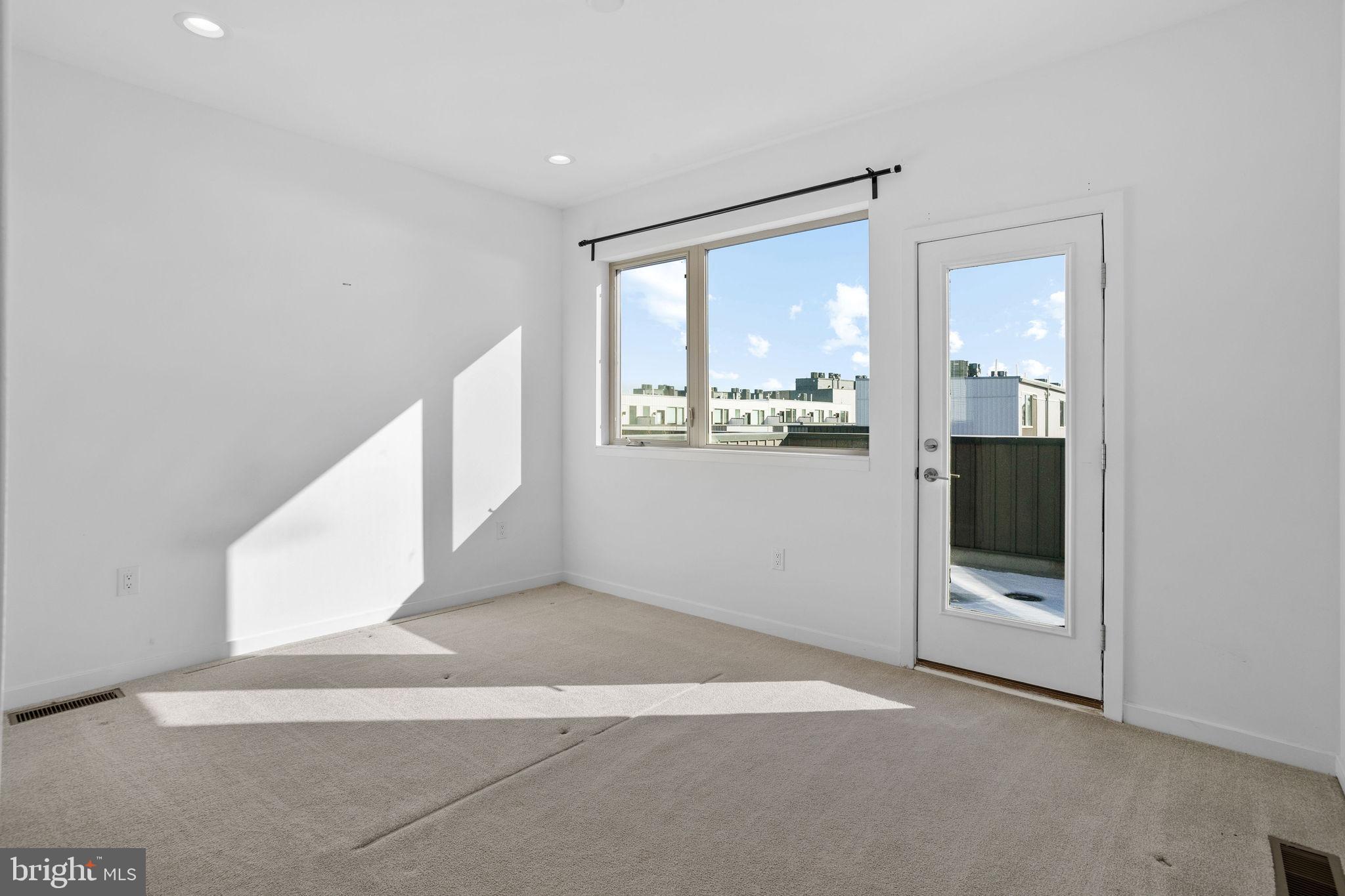 NORTHBANK - Residential Lease