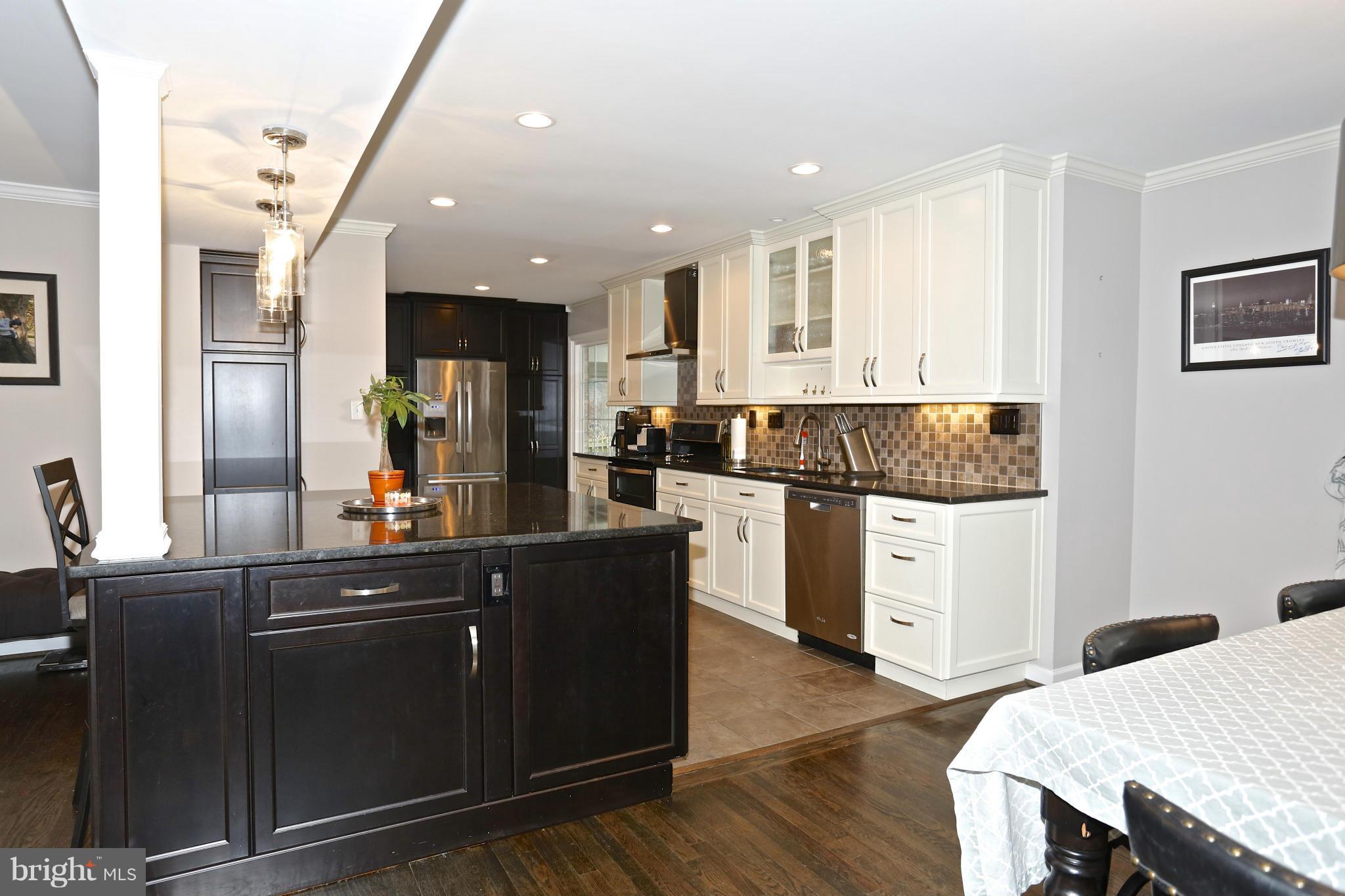 FOX HILLS - Residential