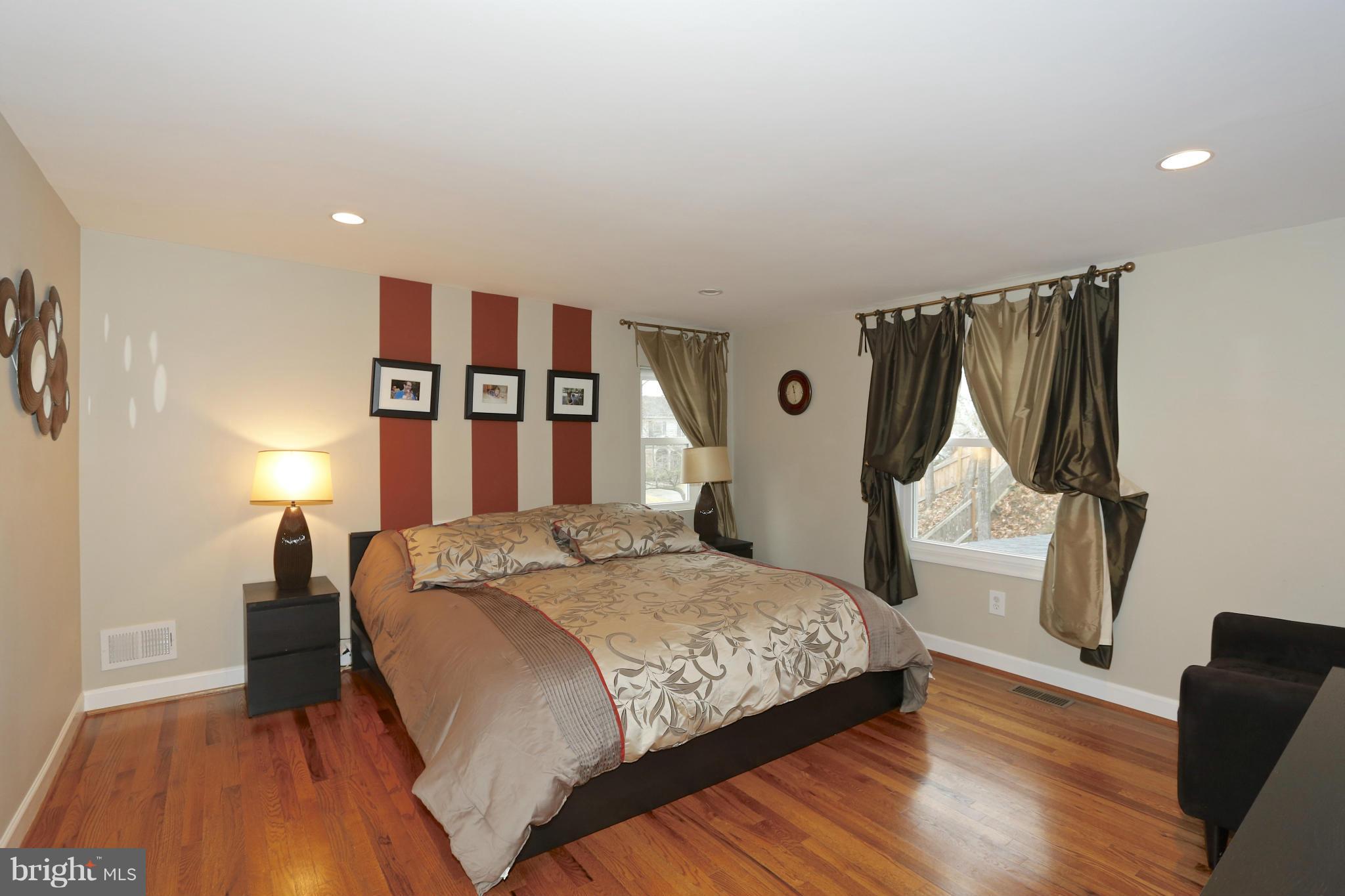 FOX HILLS - Residential