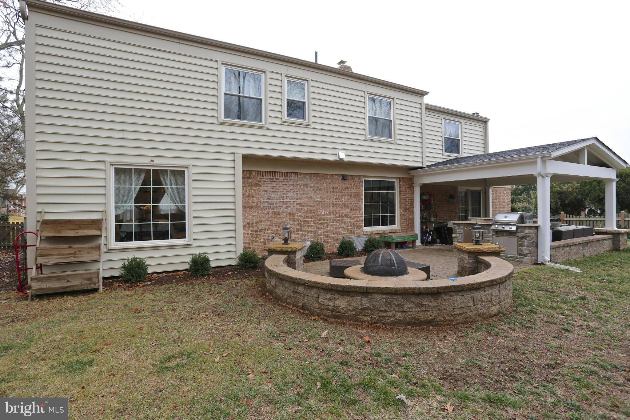 FOX HILLS - Residential