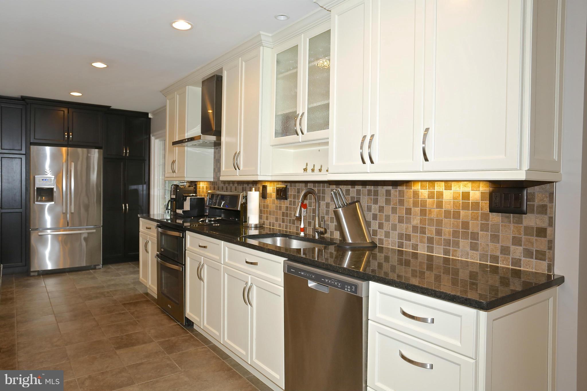 FOX HILLS - Residential