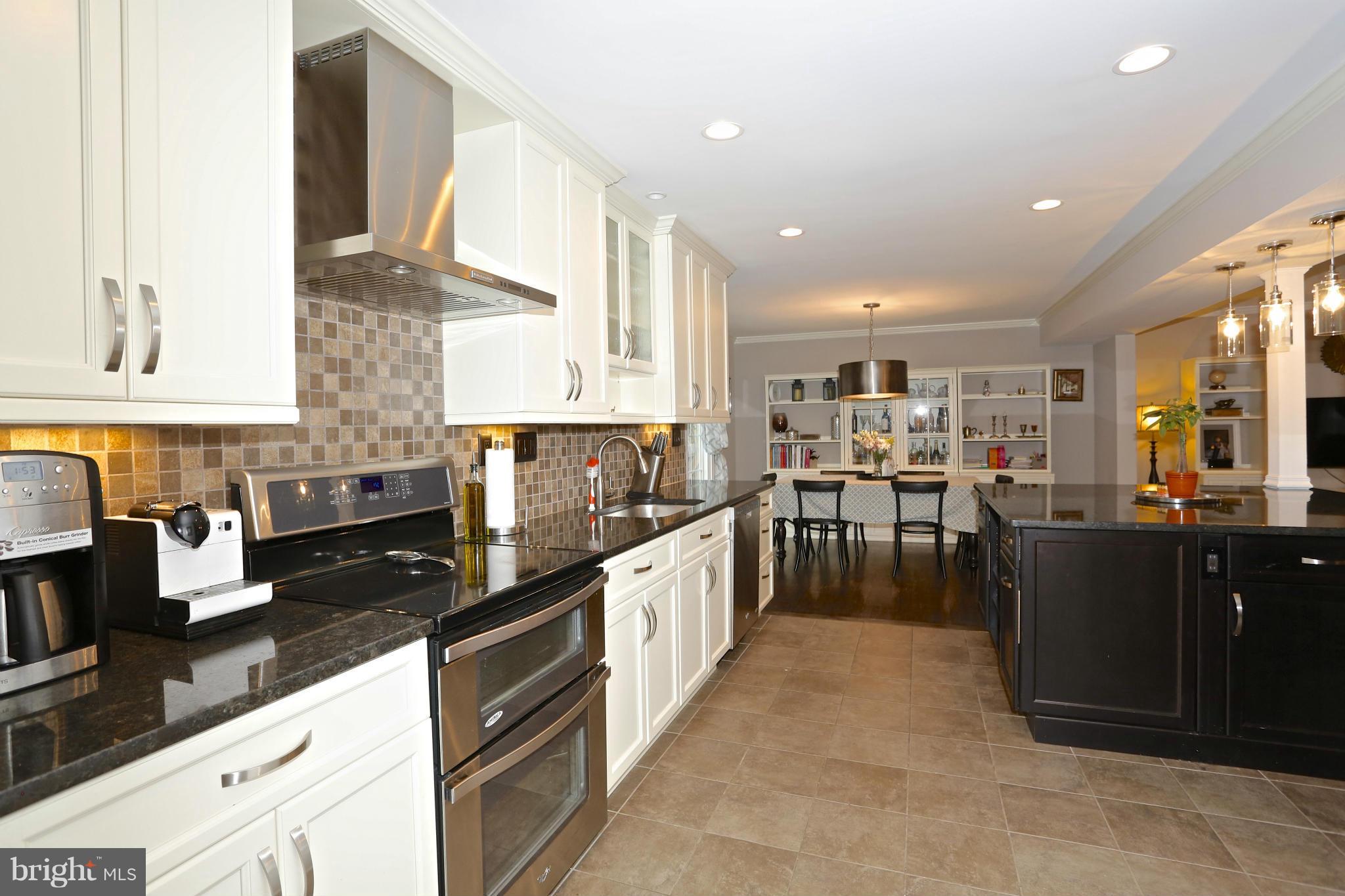 FOX HILLS - Residential